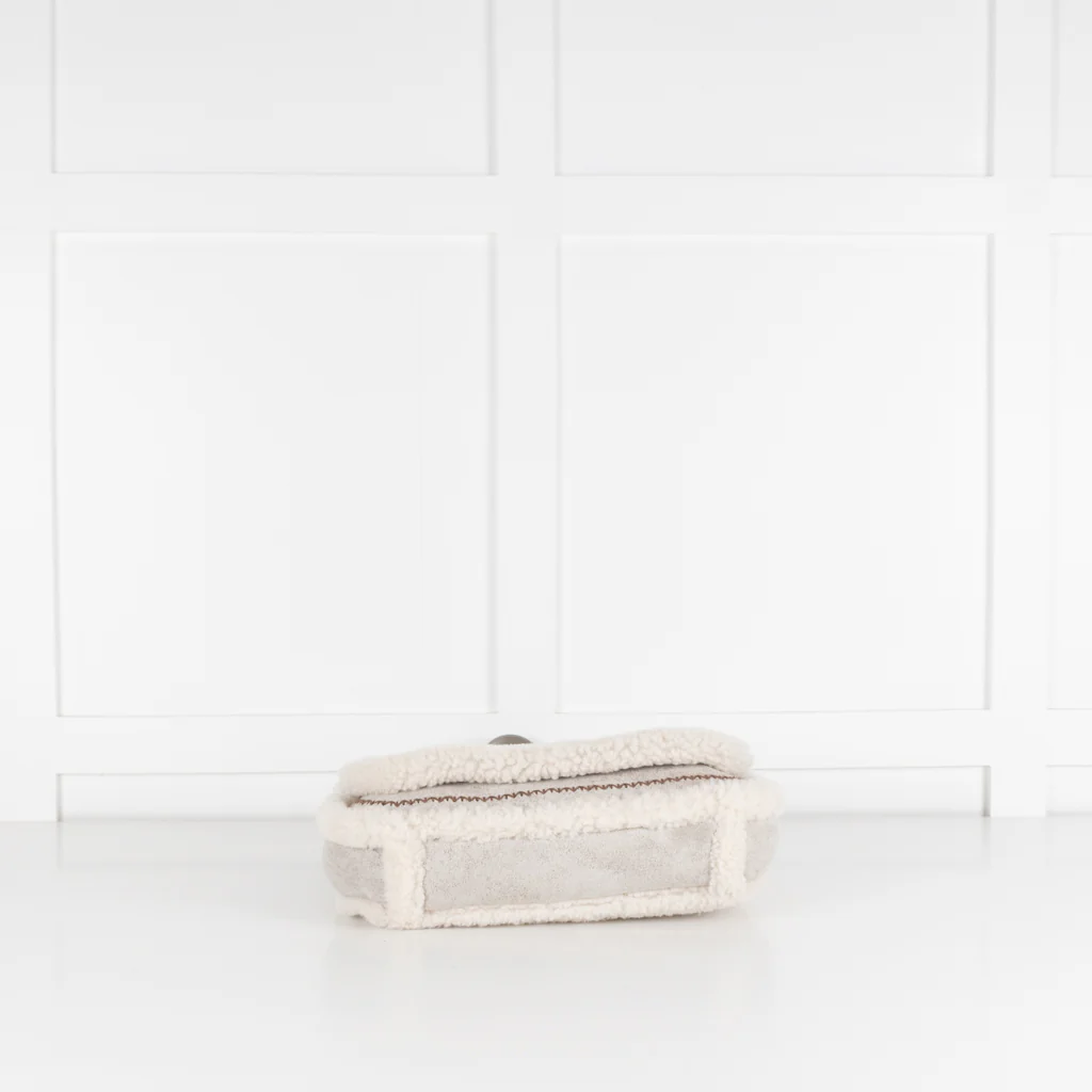 Chanel Cream Shearling CC Flap Bag - Image 9