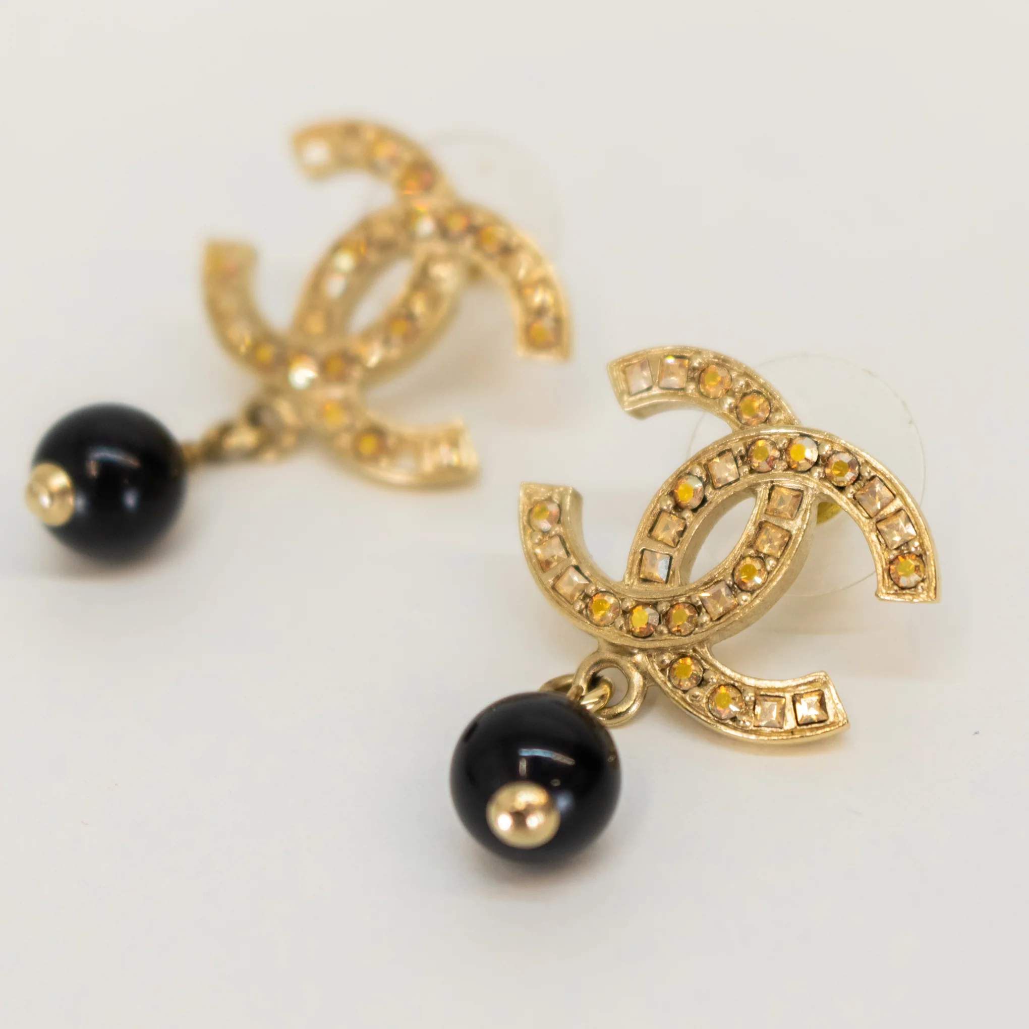 Chanel Gold Black Crystal CC Drop Earrings - Image 3