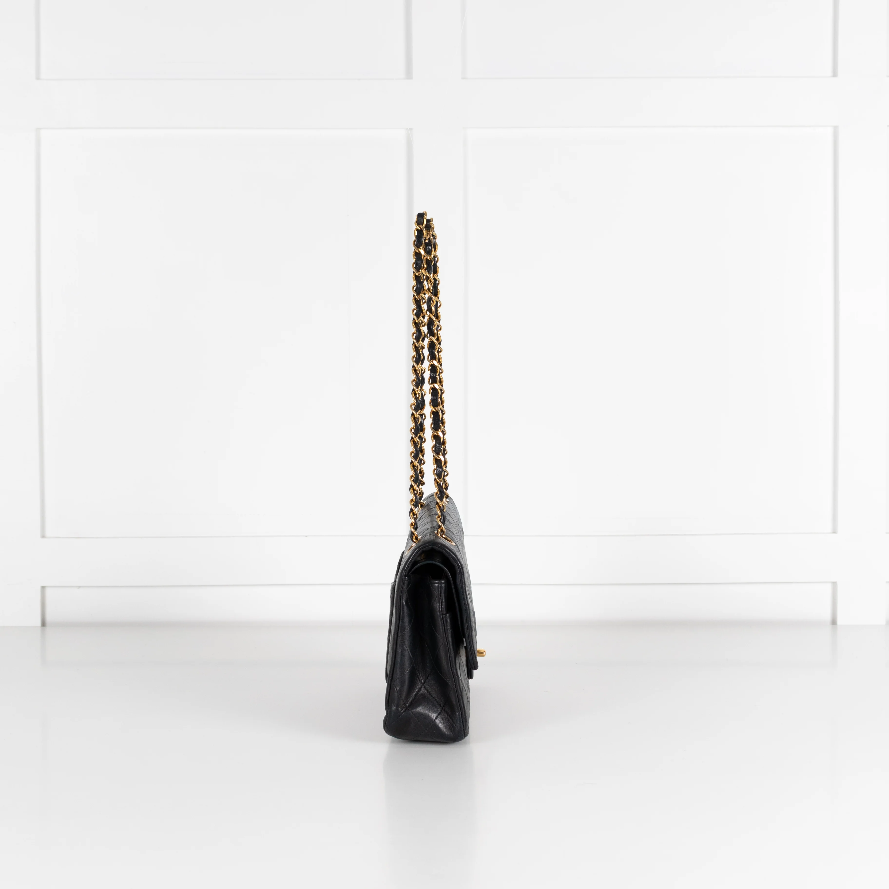 Chanel Medium Black Vintage Classic Flap - Image 7