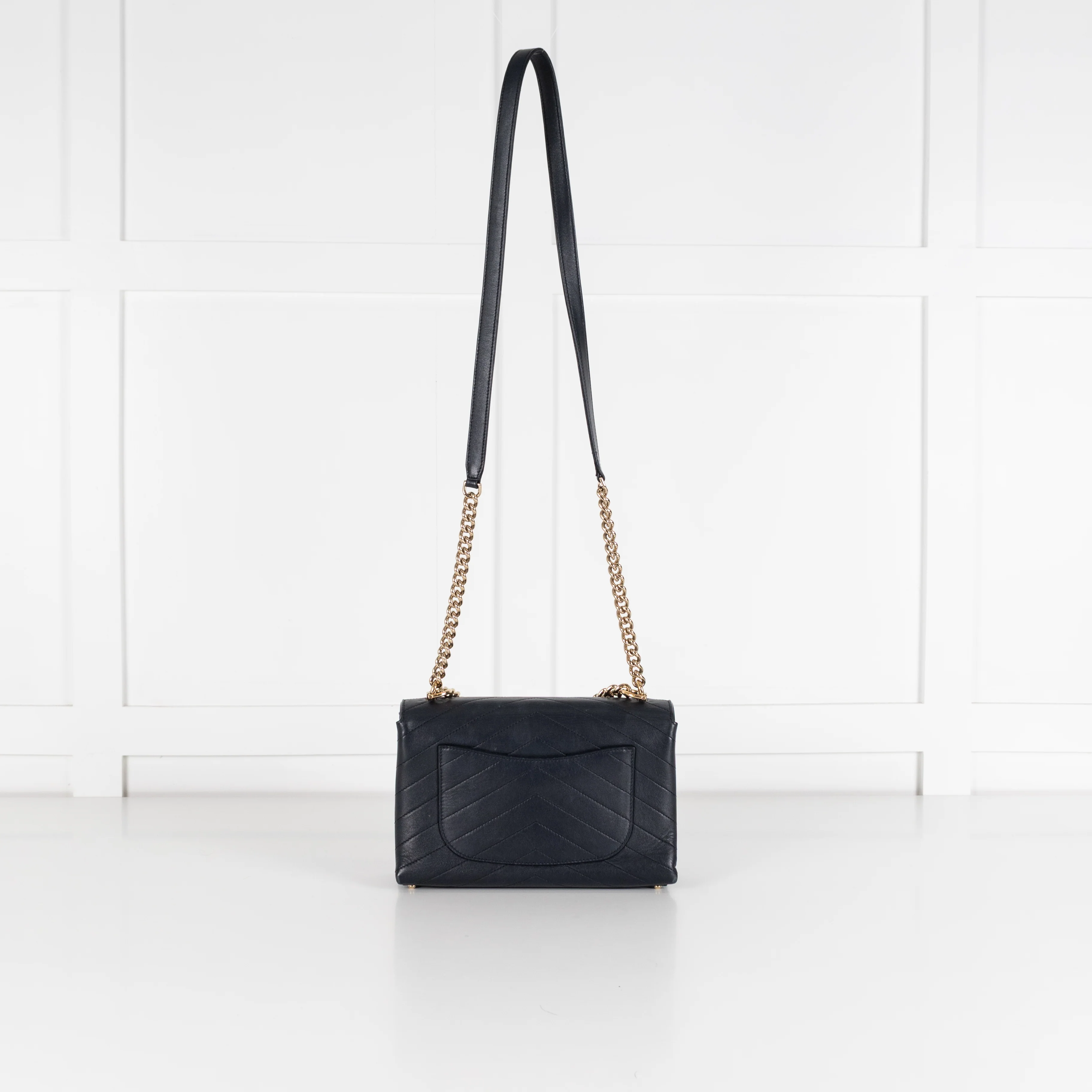 Chanel Navy Chevron Flap Crossbody Bag - Image 5