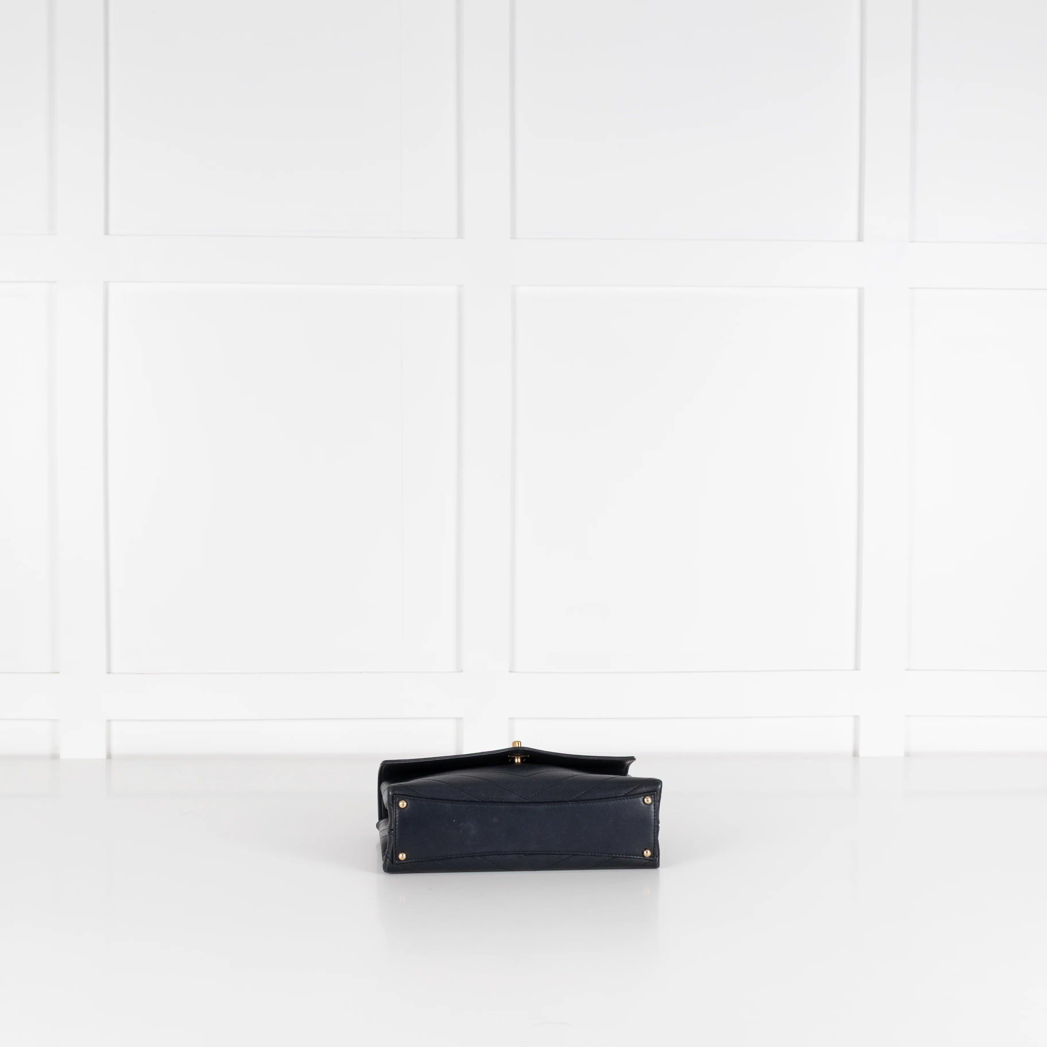 Chanel Navy Chevron Flap Crossbody Bag - Image 8