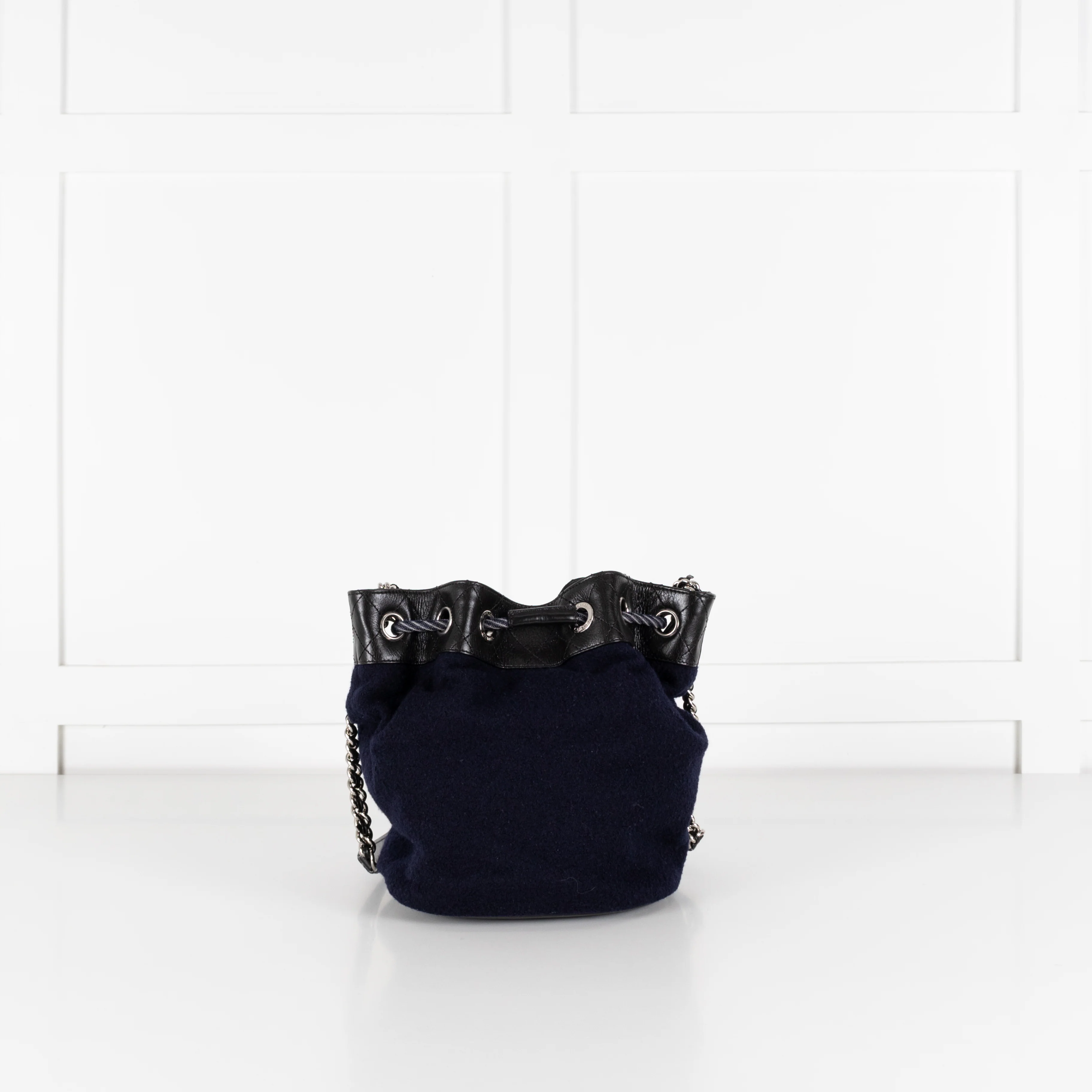 Chanel Navy Felt Black Leather Trim Paris Hamburg Bucket Bag - Image 7