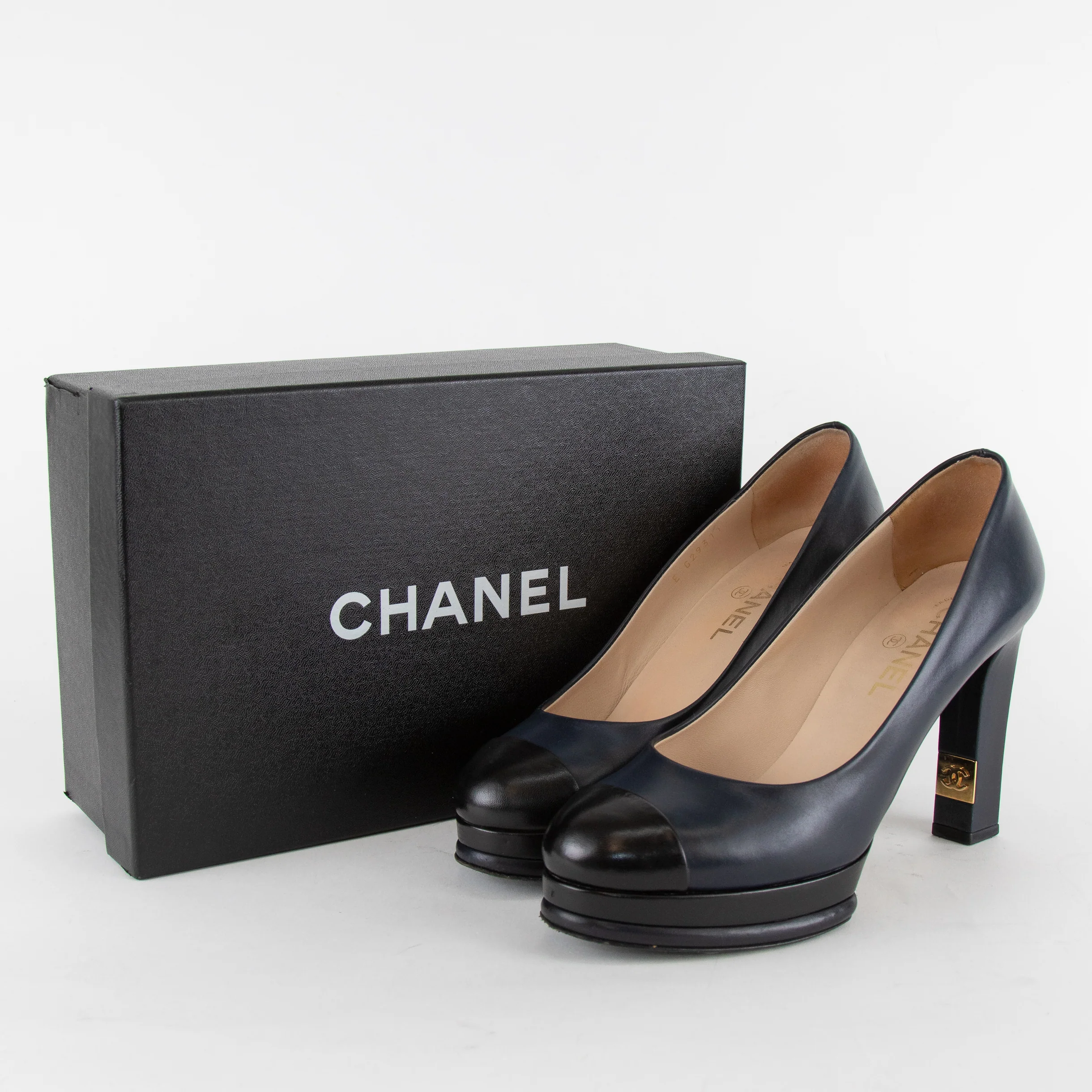 Chanel Navy Leather Platform Heels with Black Toe Cap - Image 6