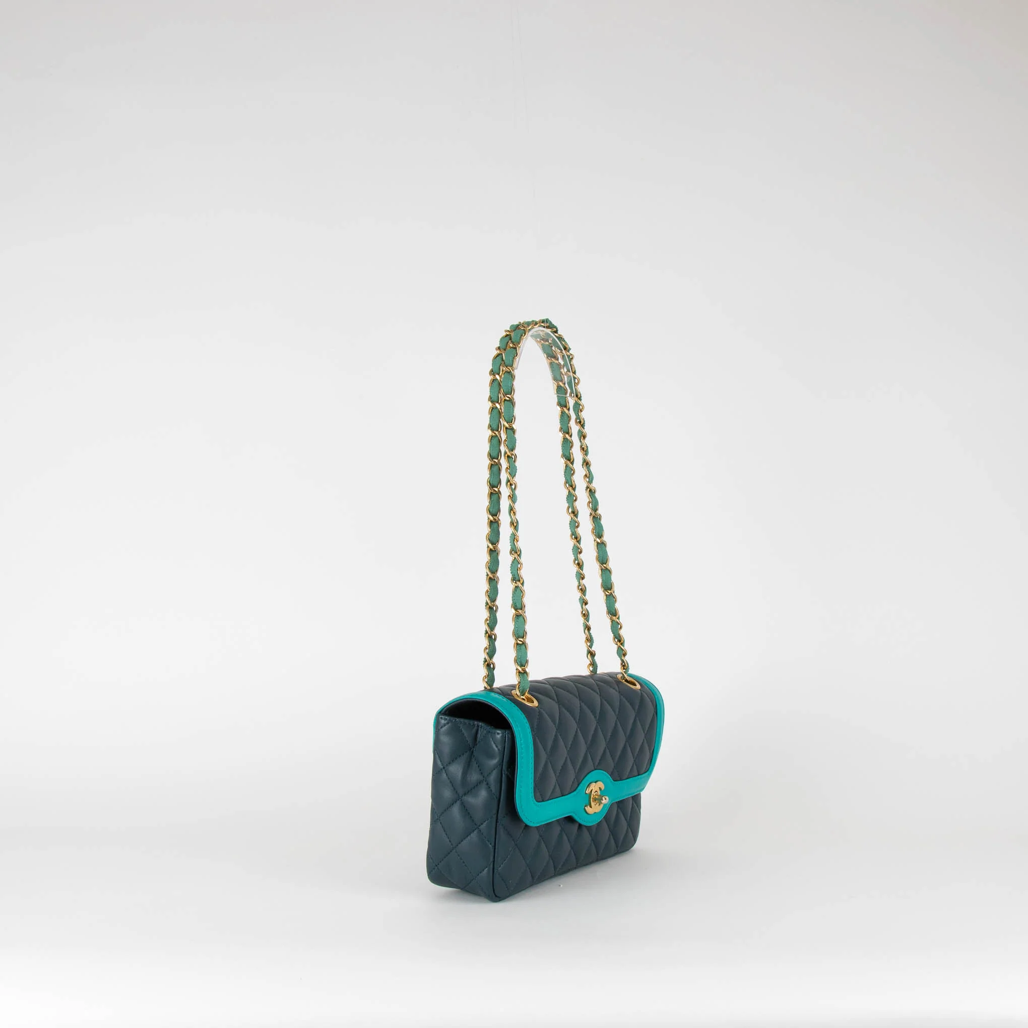 Chanel Navy Turquoise Two Tone Quilted Lambskin Medium Single Flap Bag - Image 3