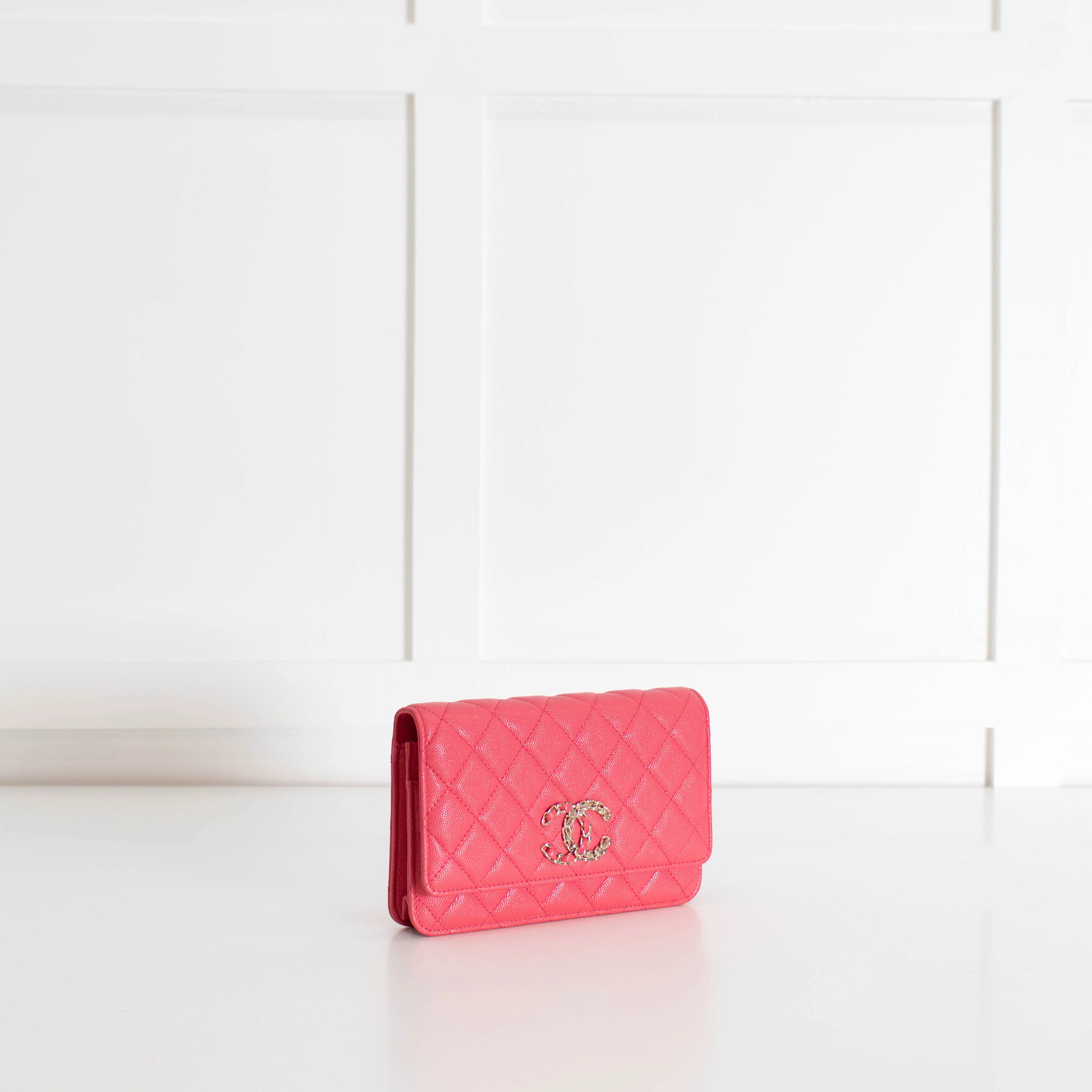Chanel Pink Caviar Leather Wallet On Chain - Image 5