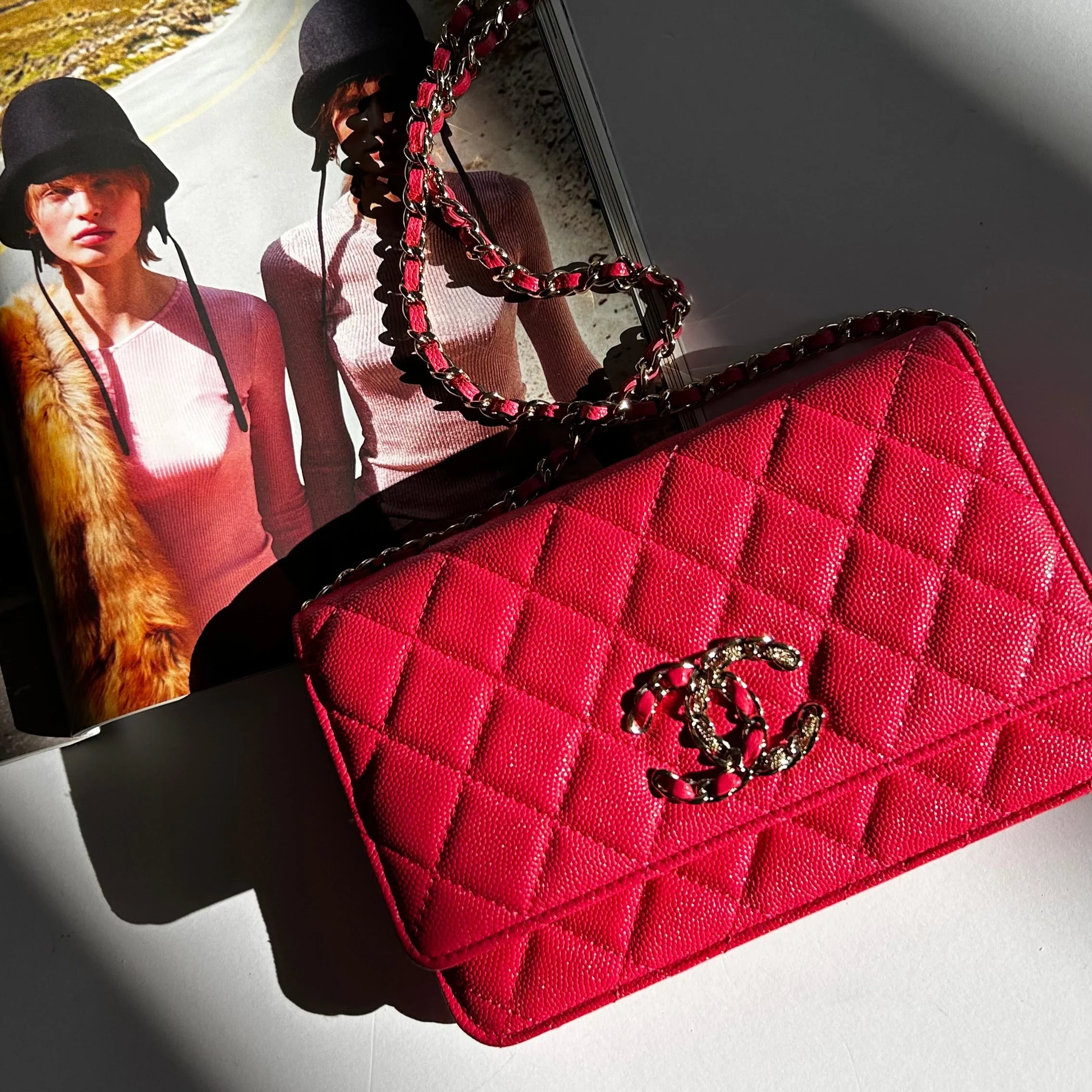 Chanel Pink Caviar Leather Wallet On Chain - Image 9