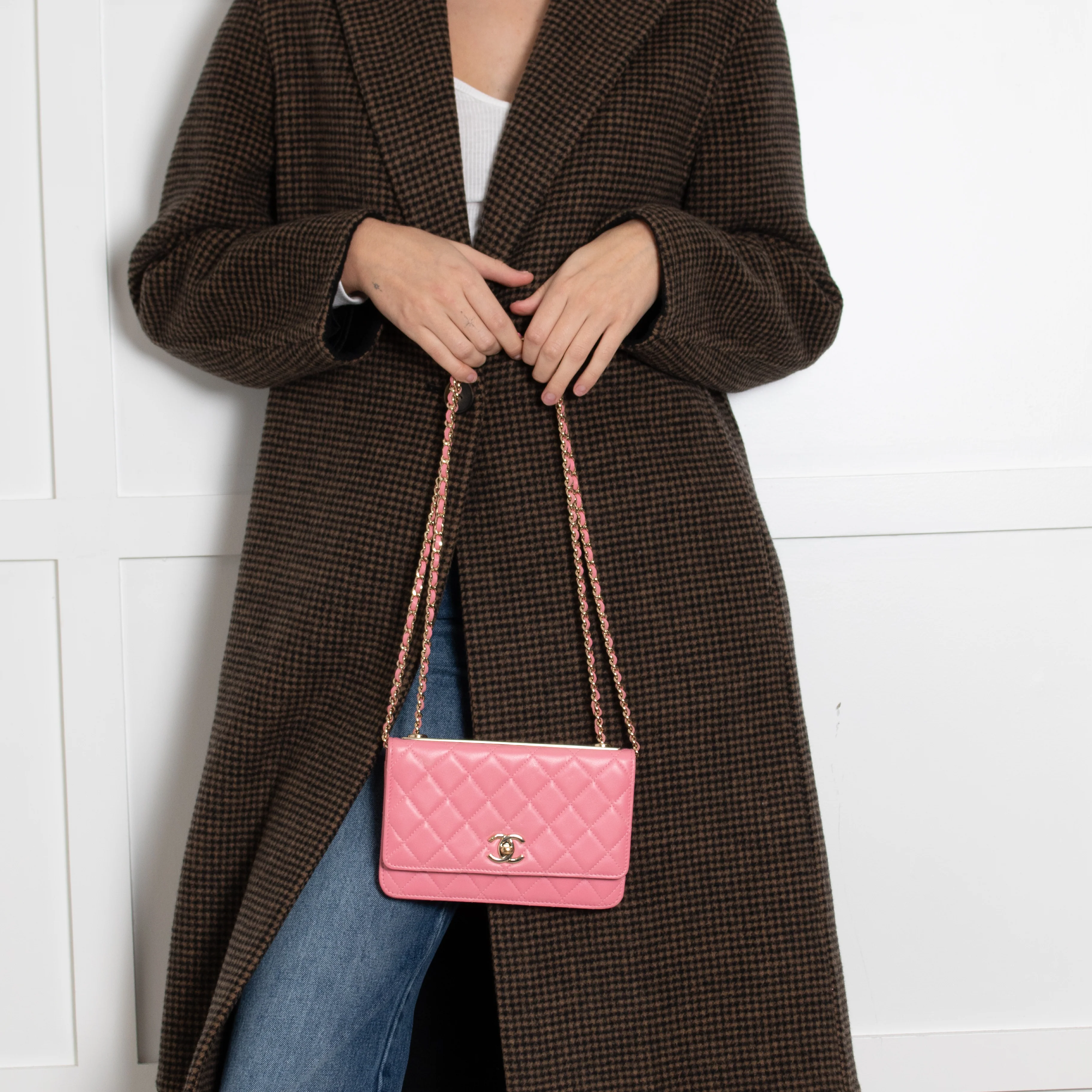 Chanel Pink Lambskin Trendy Wallet On Chain - Image 6