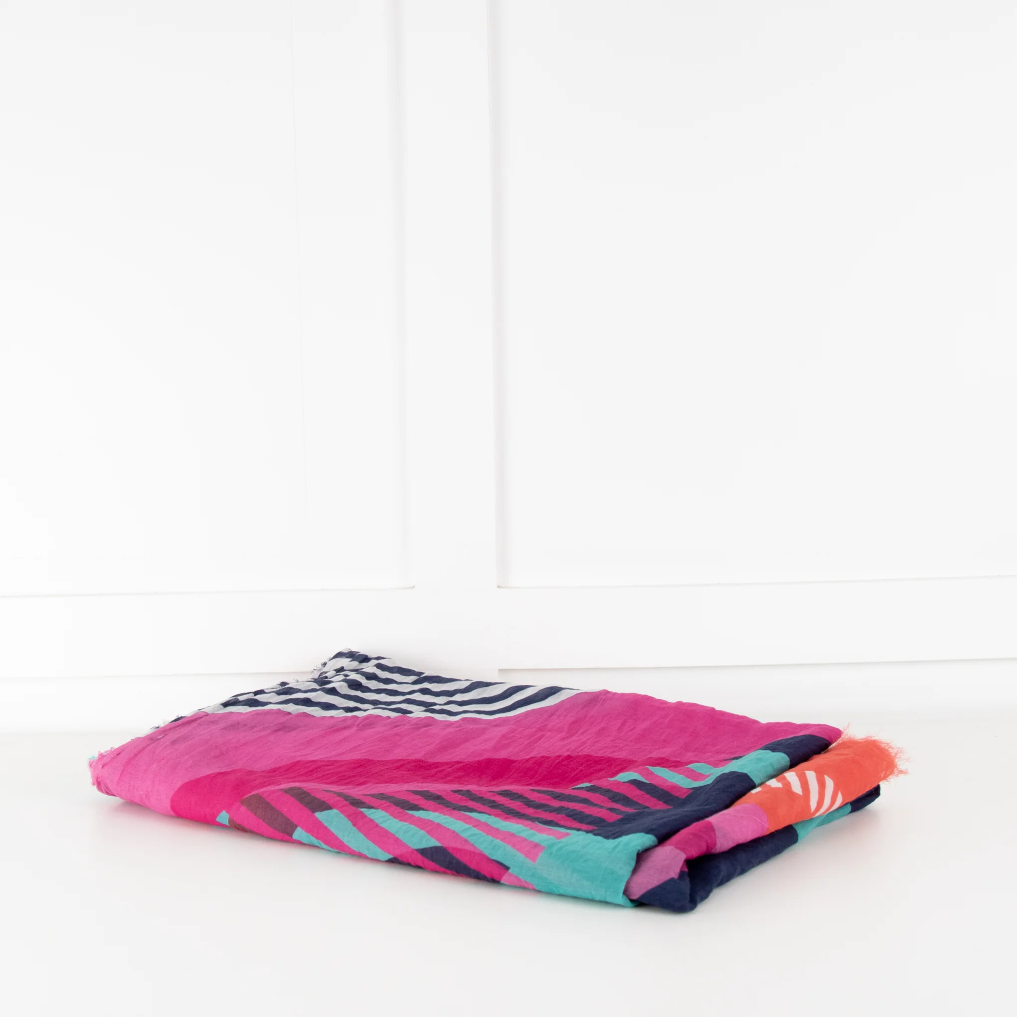 Chanel Pink Orange Purple CC Silk Blend Stole - Image 4