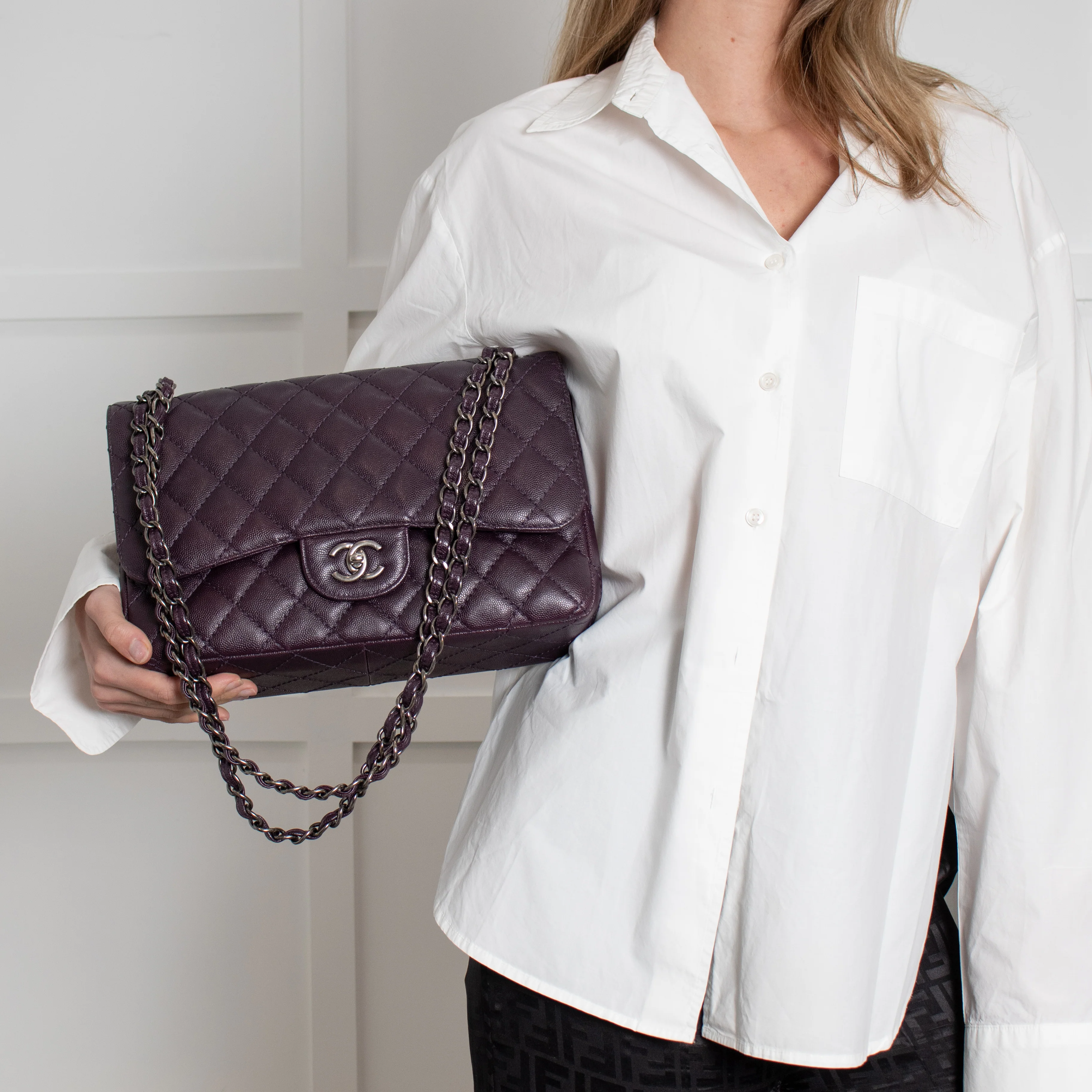 Chanel Purple Jumbo Caviar Flap Bag - Image 4