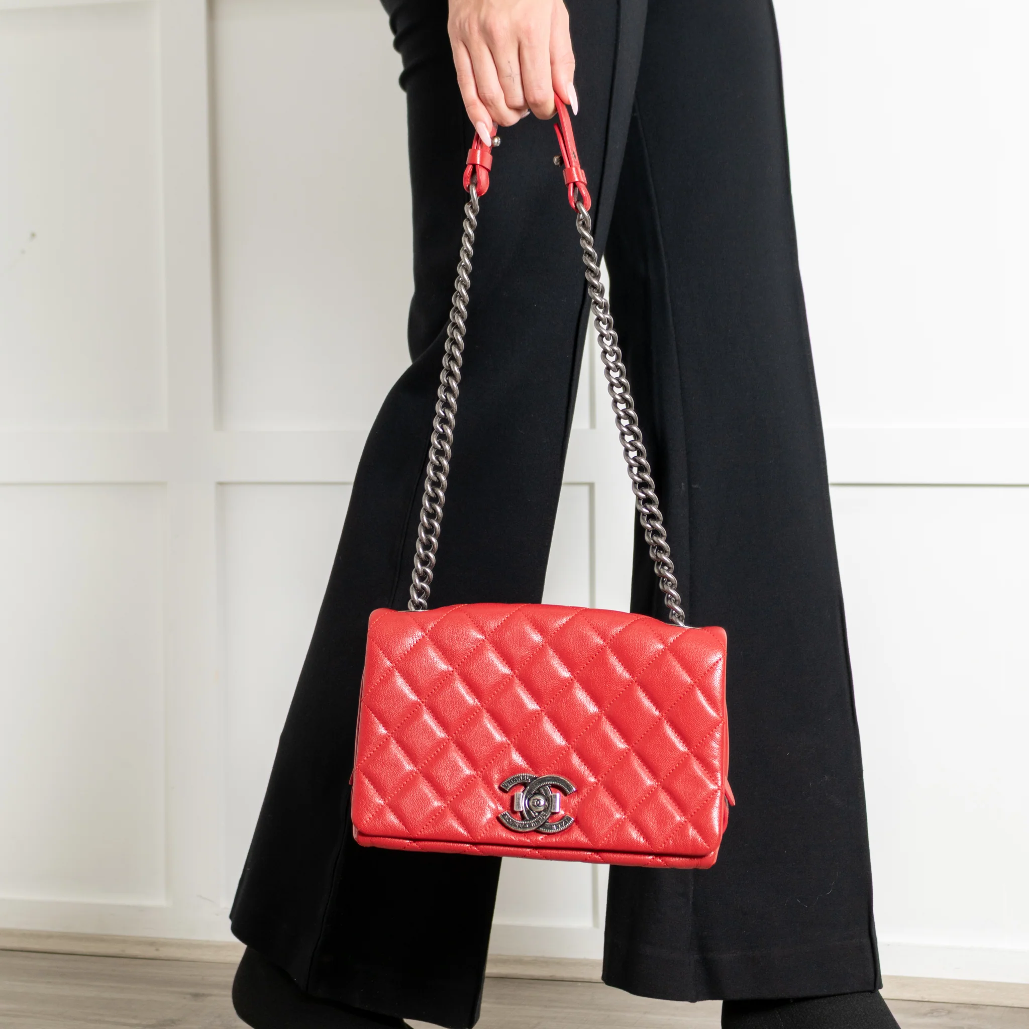 Chanel Red Leather City Rock Flap Shoulder Bag - Image 6