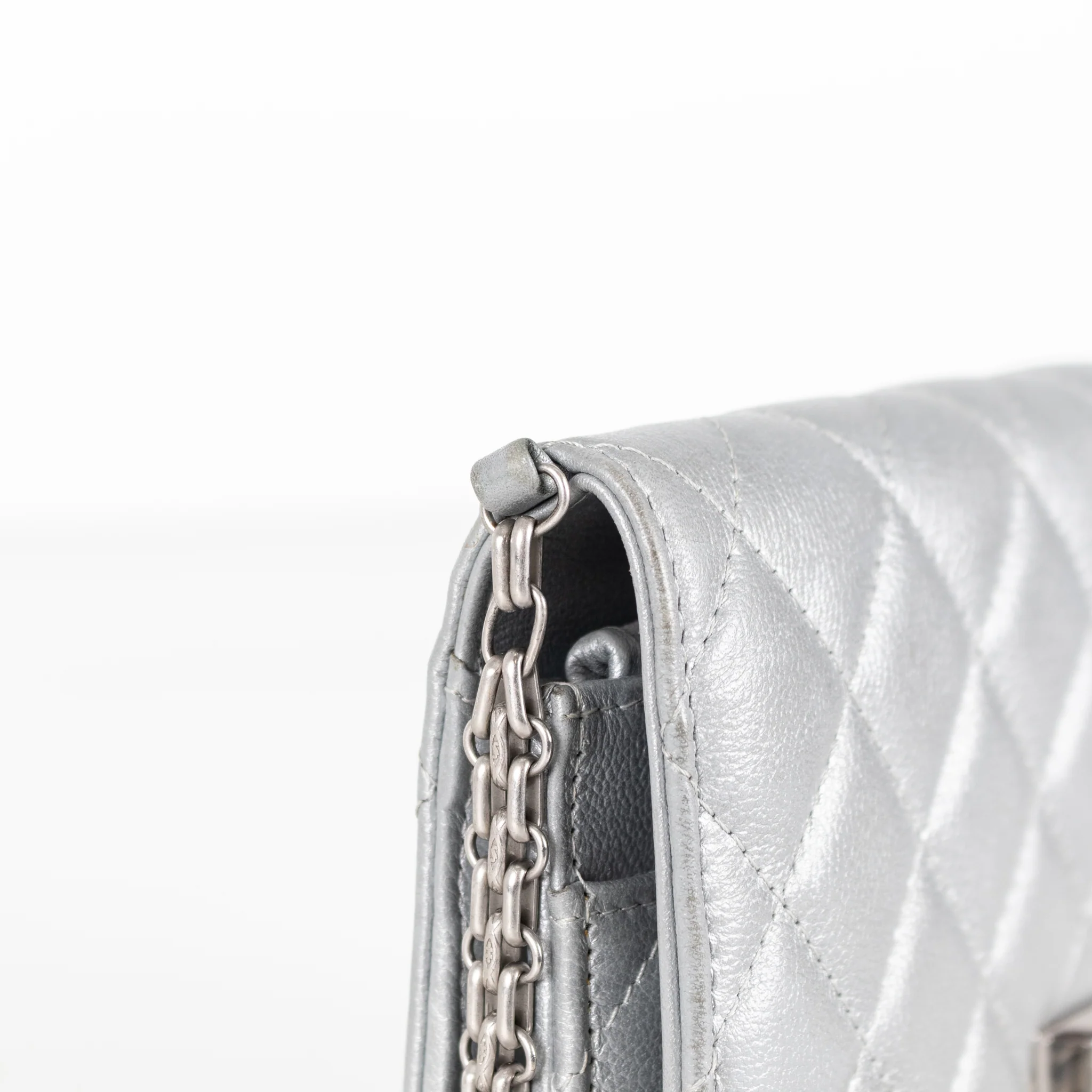 Chanel Silver WOC 2.55 Re-Edition with Box - Image 14