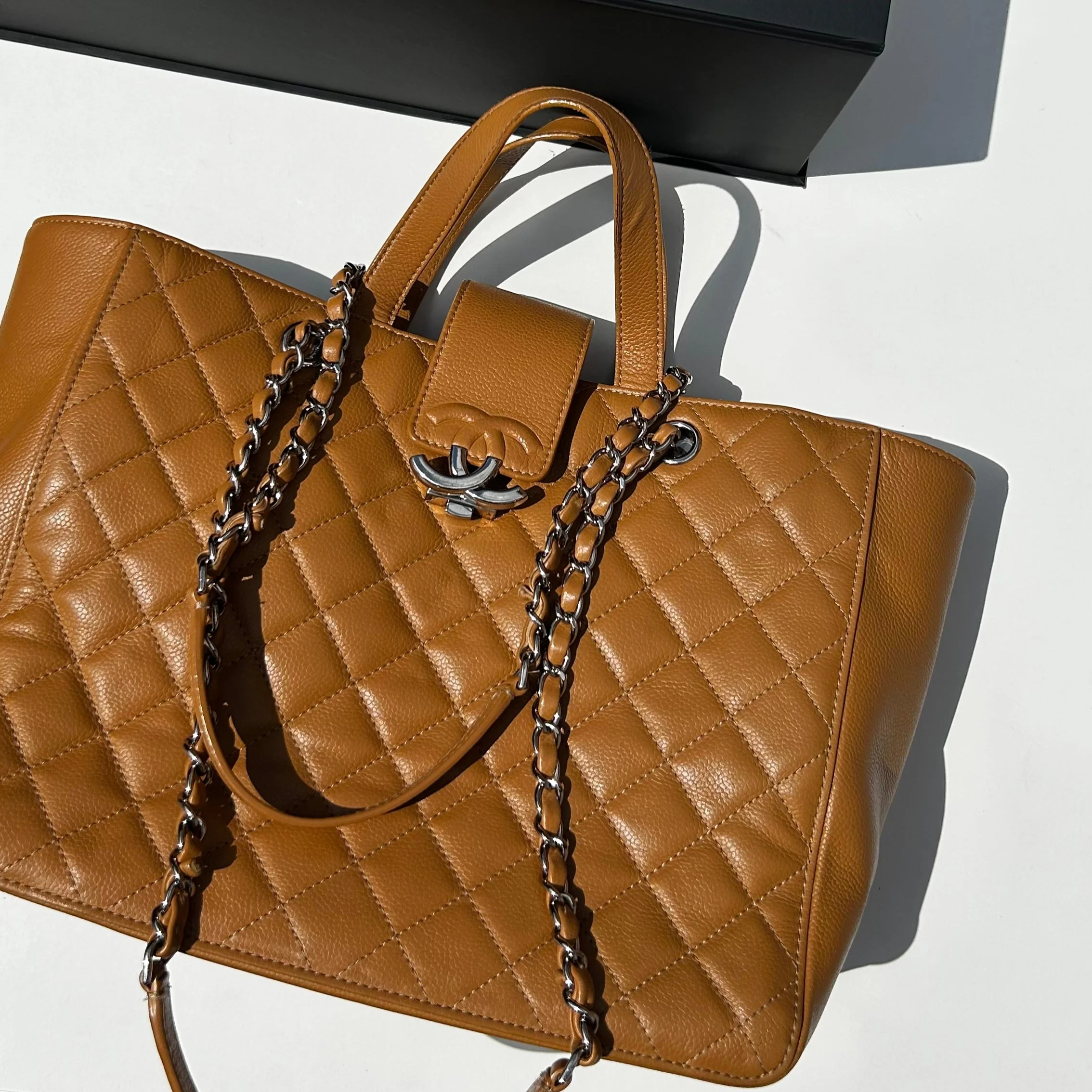 Chanel Tan Caviar CC Box Large Quilted Tote - Image 3