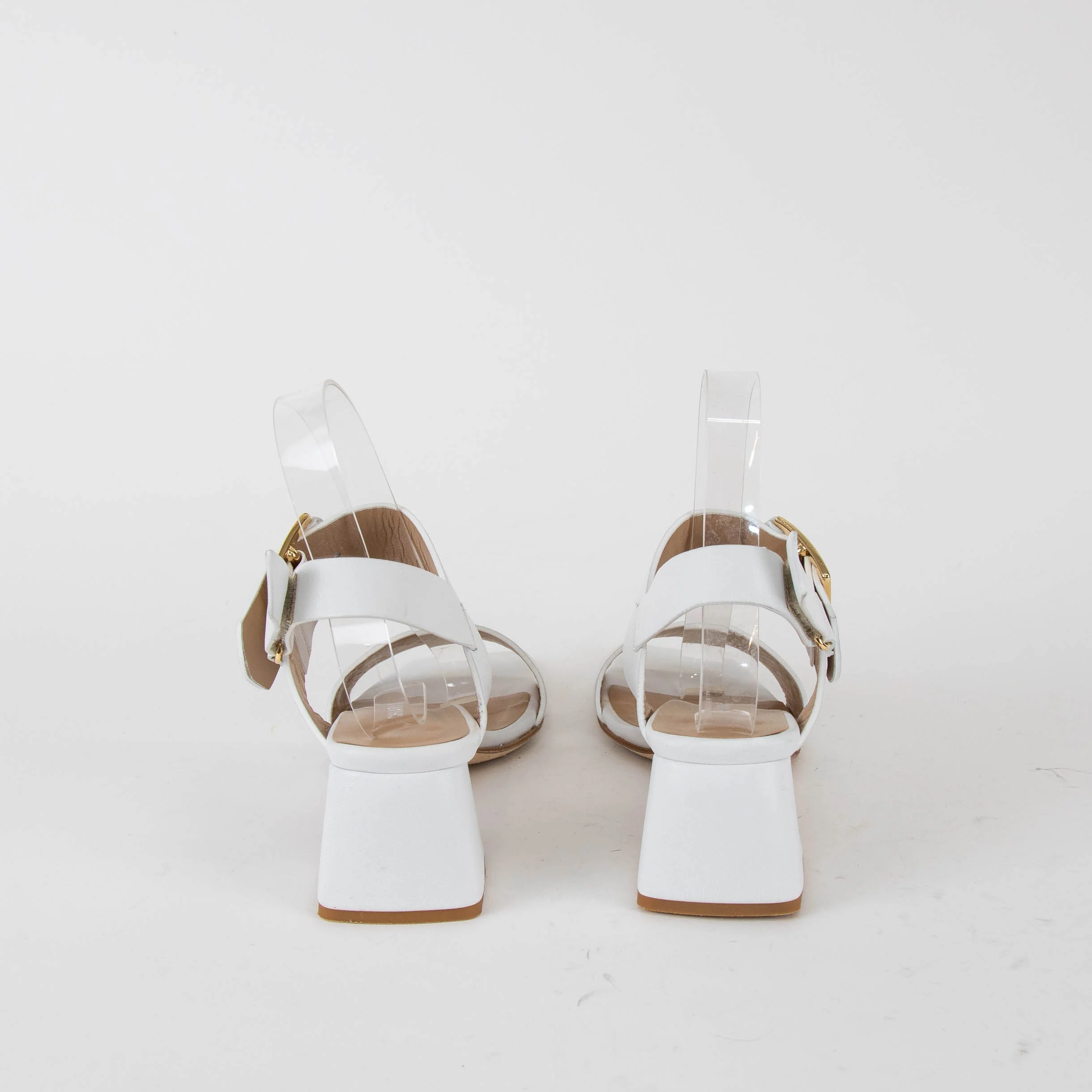 Chiara Carrino White Sandals With Gold Buckle - Image 4