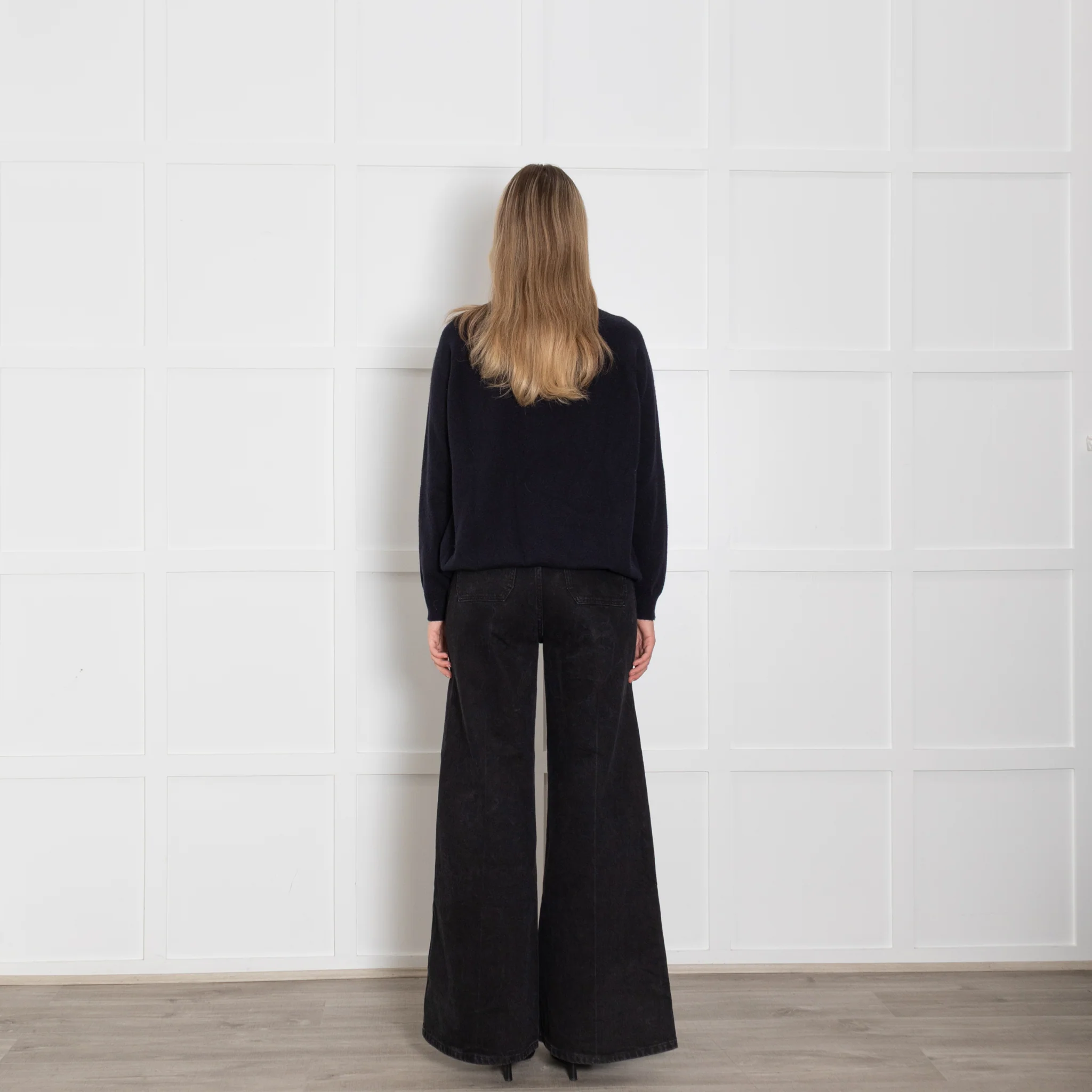 Chinti & Parker Navy Cashmere Love Sweater - Image 5