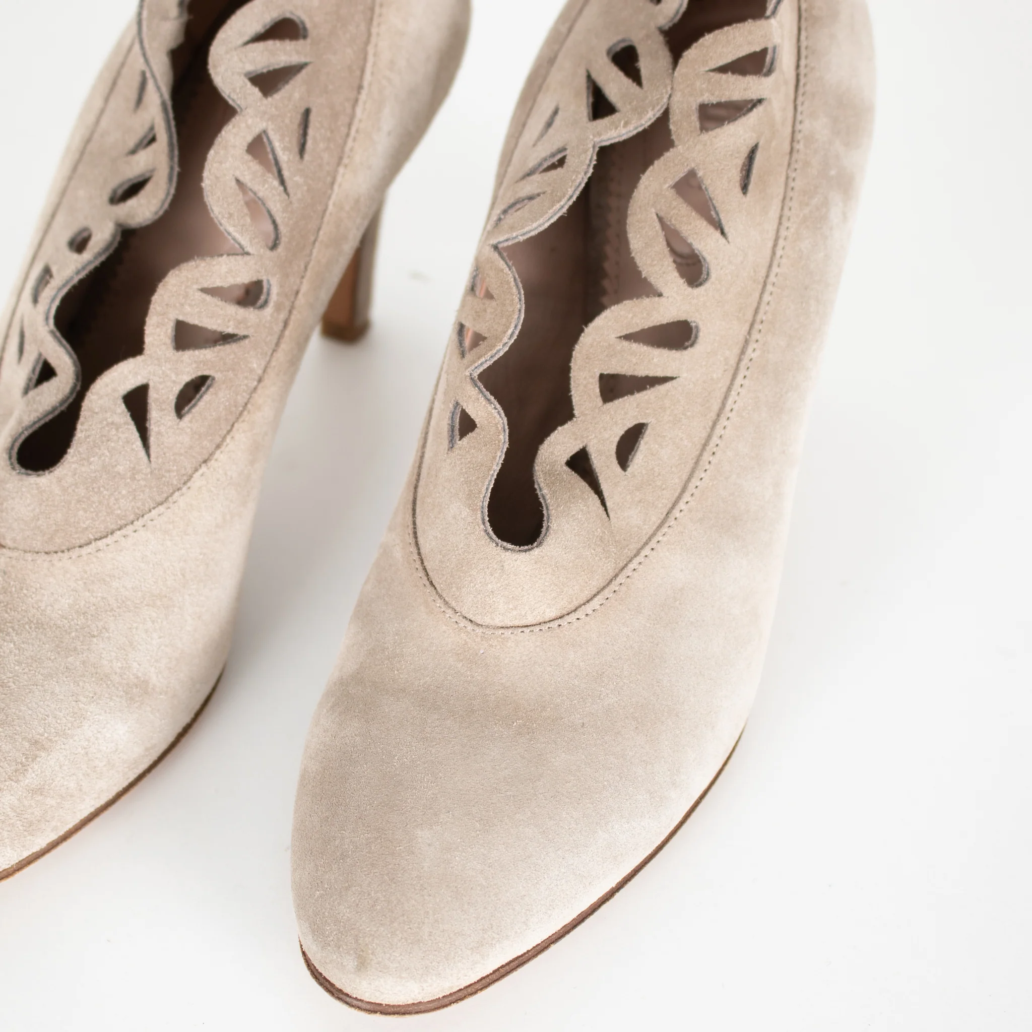 Chloe Beige Cut Out Detail Suede Heels - Image 8