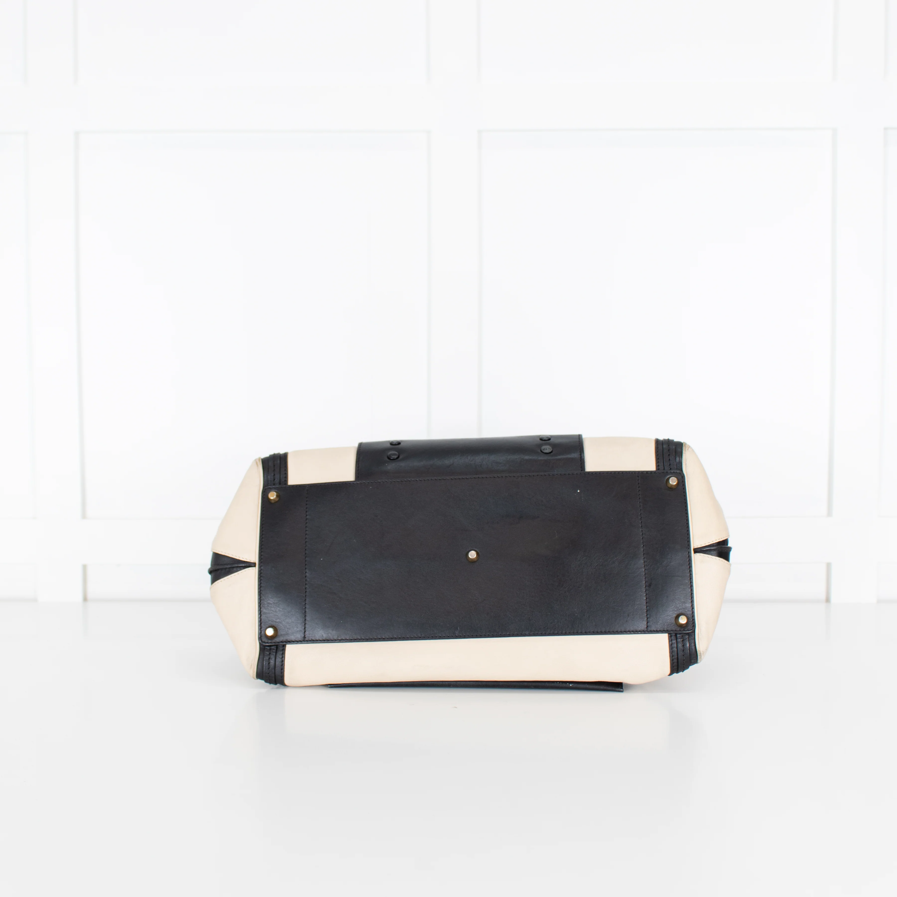 Chloe Black And Cream Leather Alice Bag - Image 6
