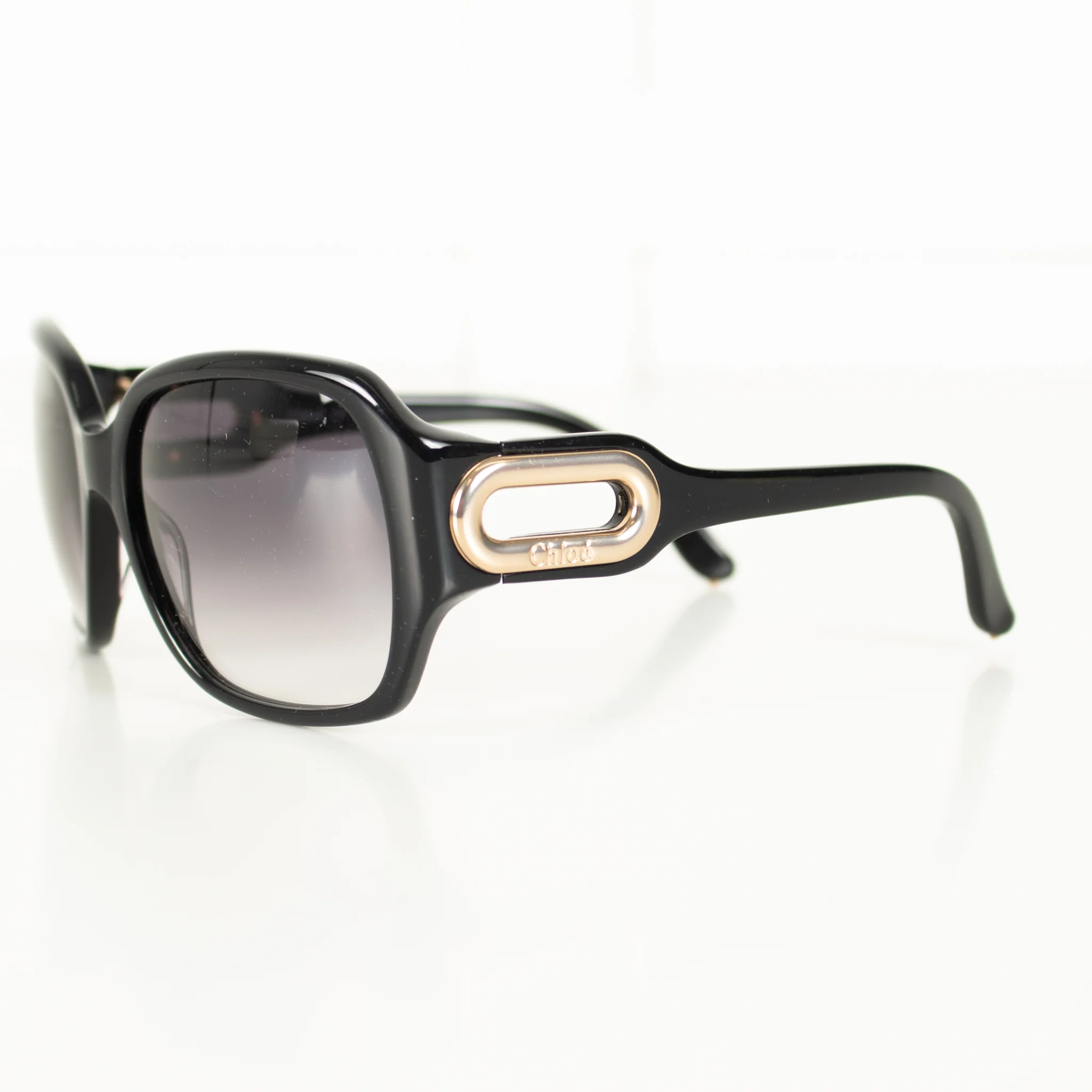 Chloe Black Oversized Sunglasses With Gold Detail & Logo On Arms - Image 9