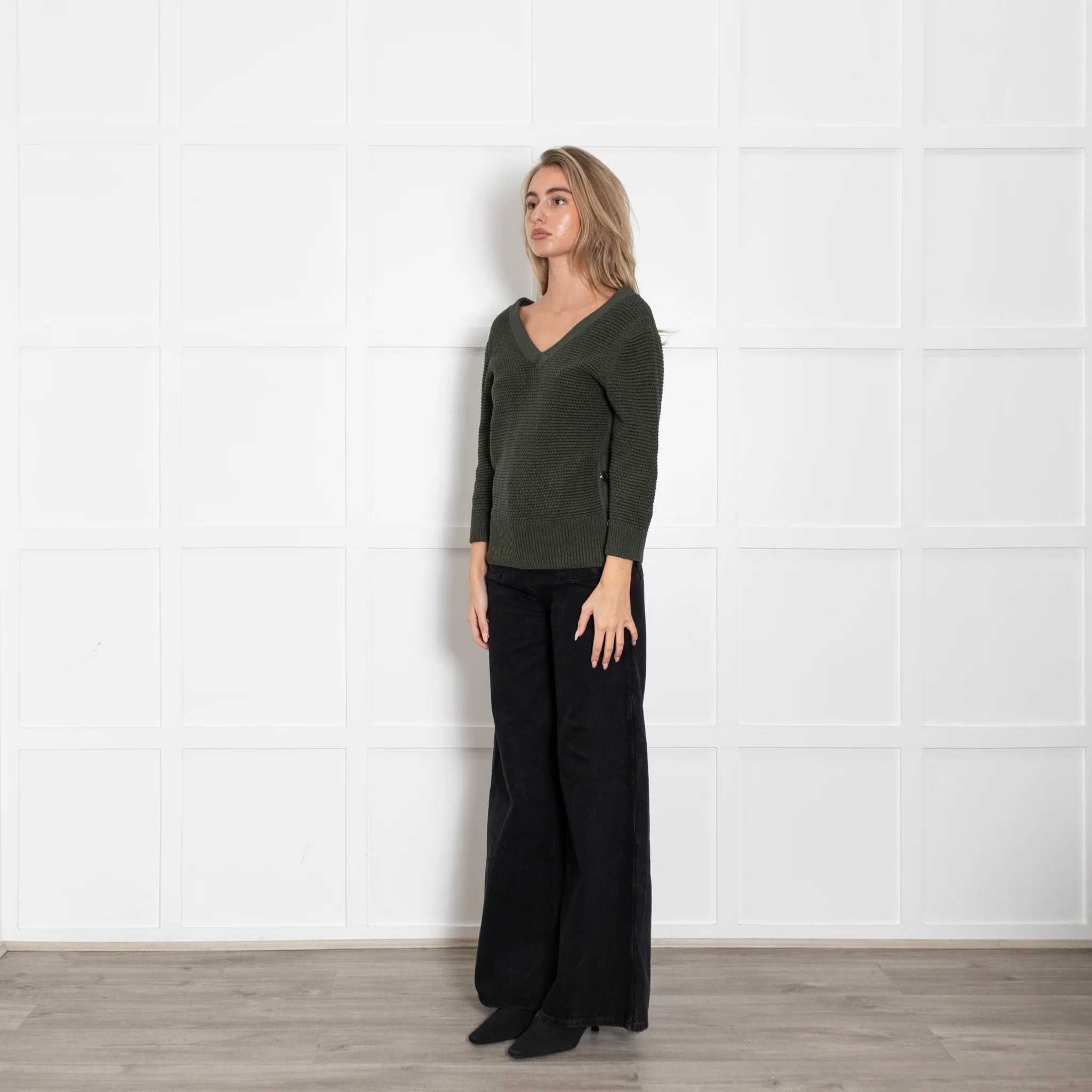 Chloe Khaki Cotton Knit V-Neck Top - Image 3