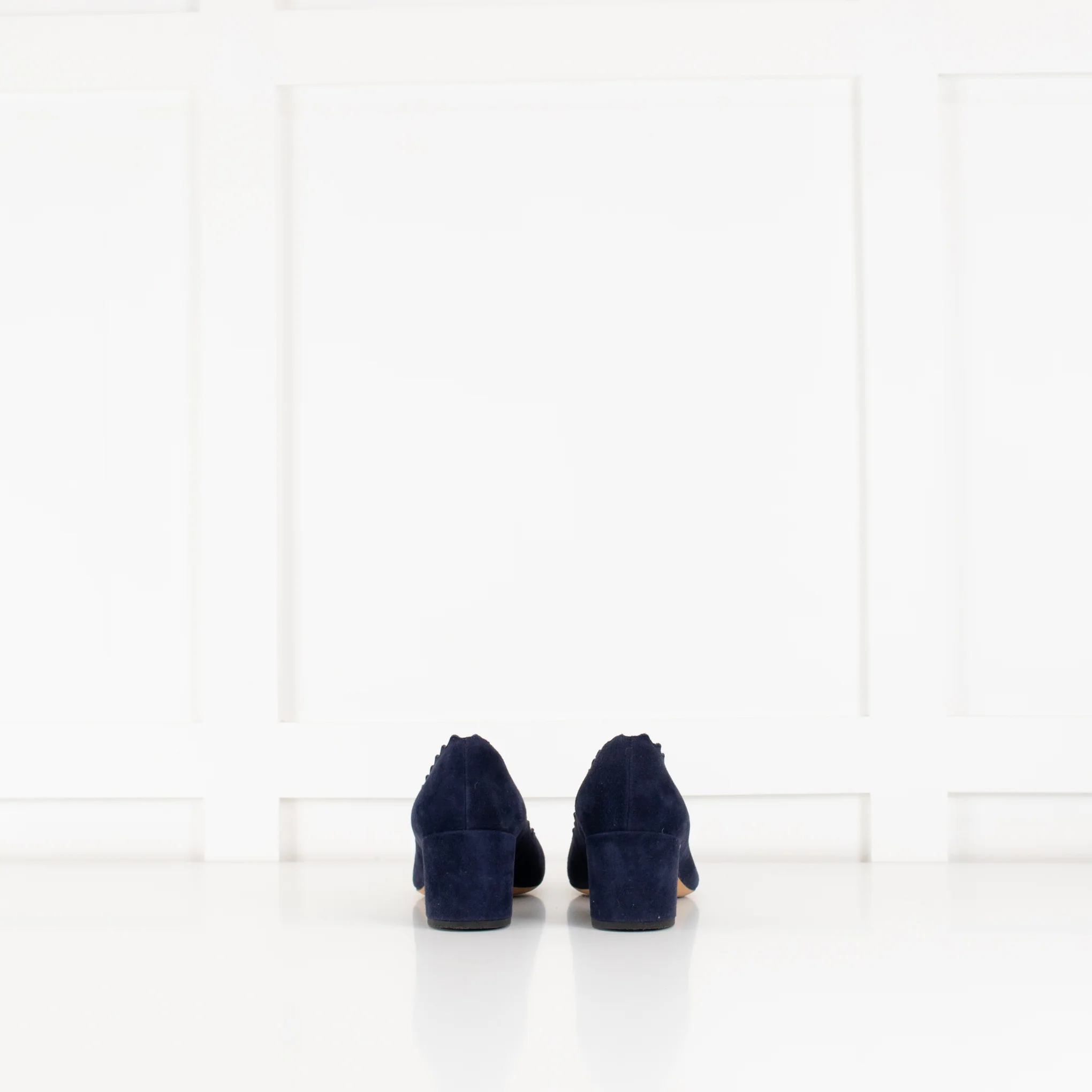 Chloe Navy Blue Scalloped Edge Lauren Block Heel Shoes - Image 4