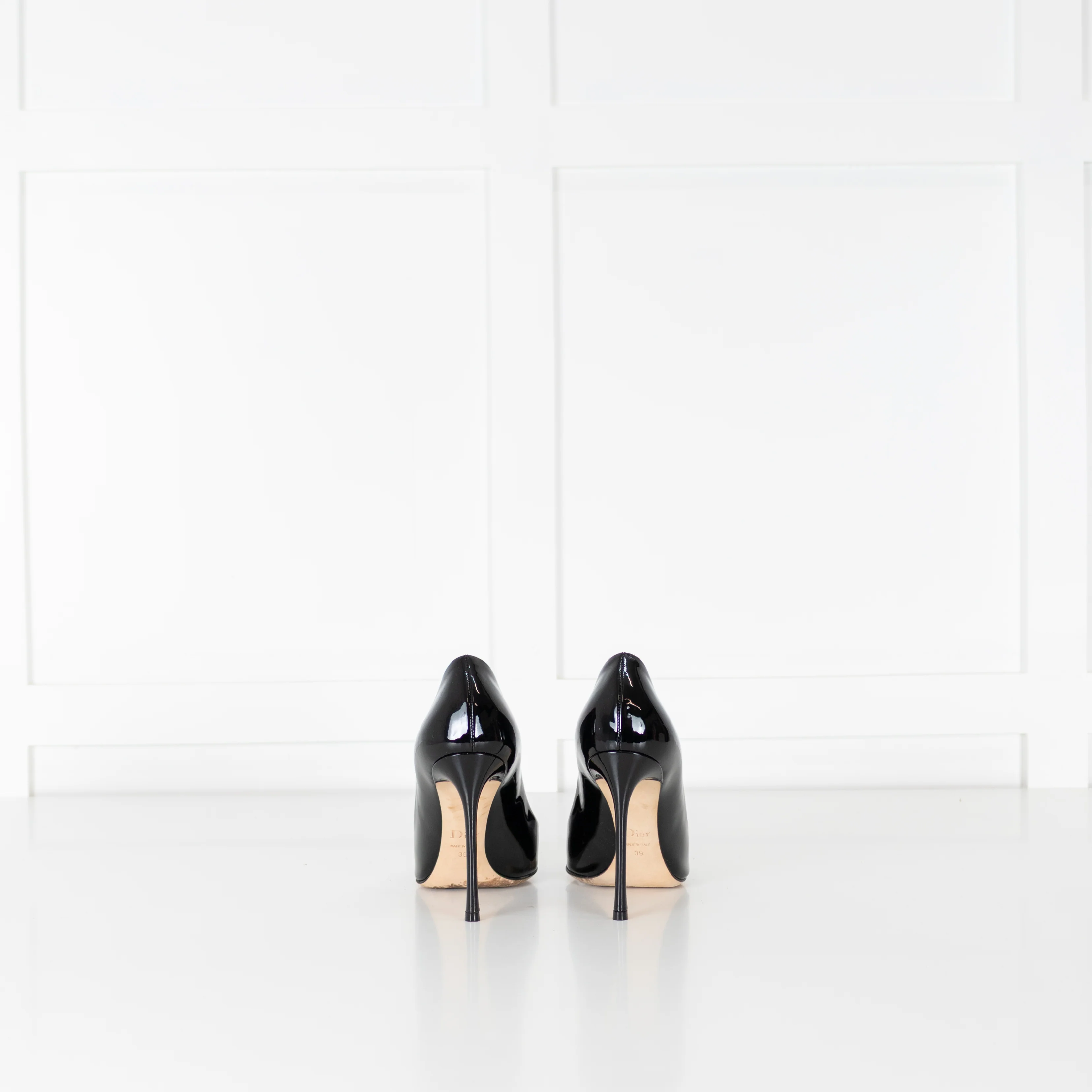 Christian Dior Black Patent Court Shoe - Image 5