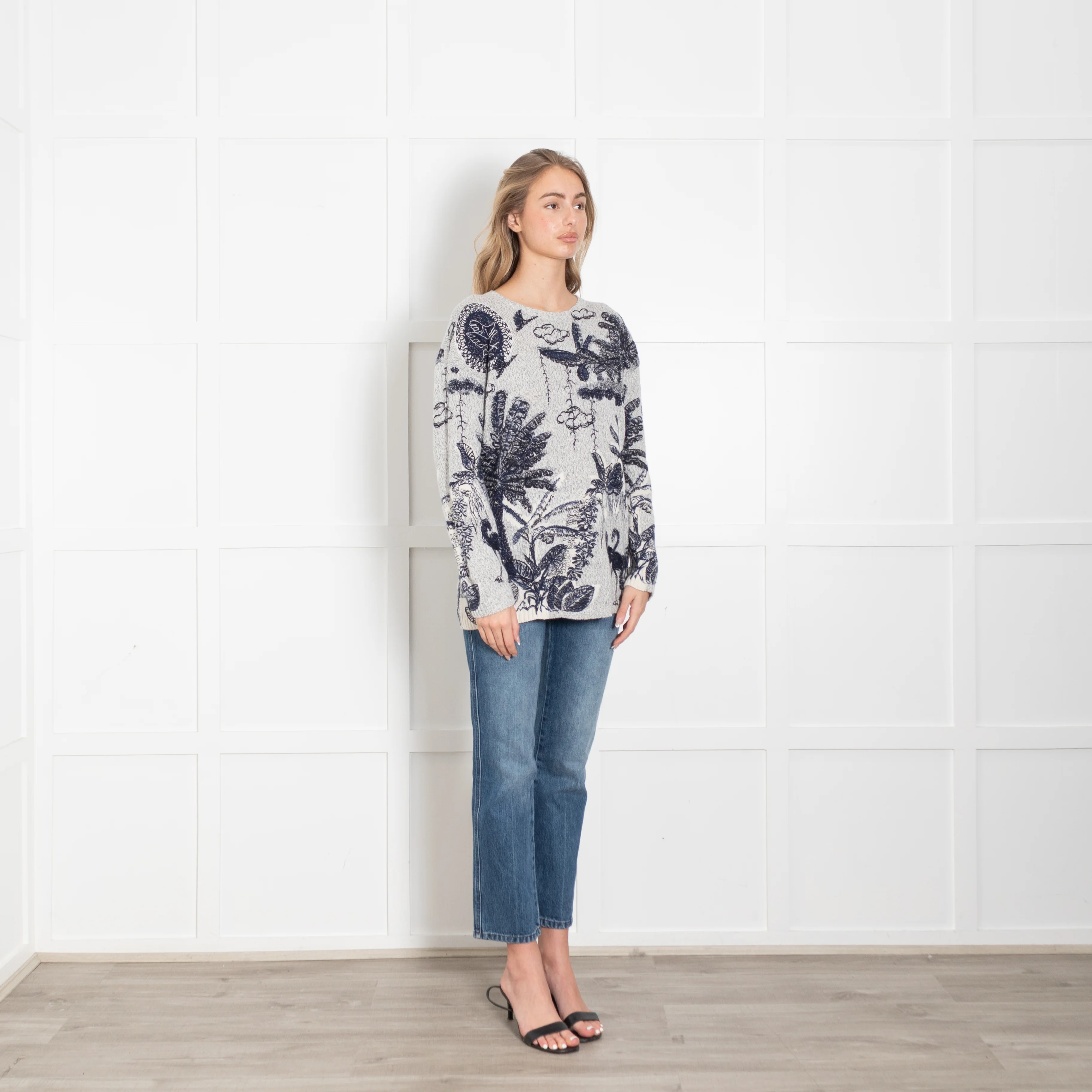 Christian Dior Grey & Blue Cashmere Mix 'Flora & Fauna' Embroidered Jumper - Image 7