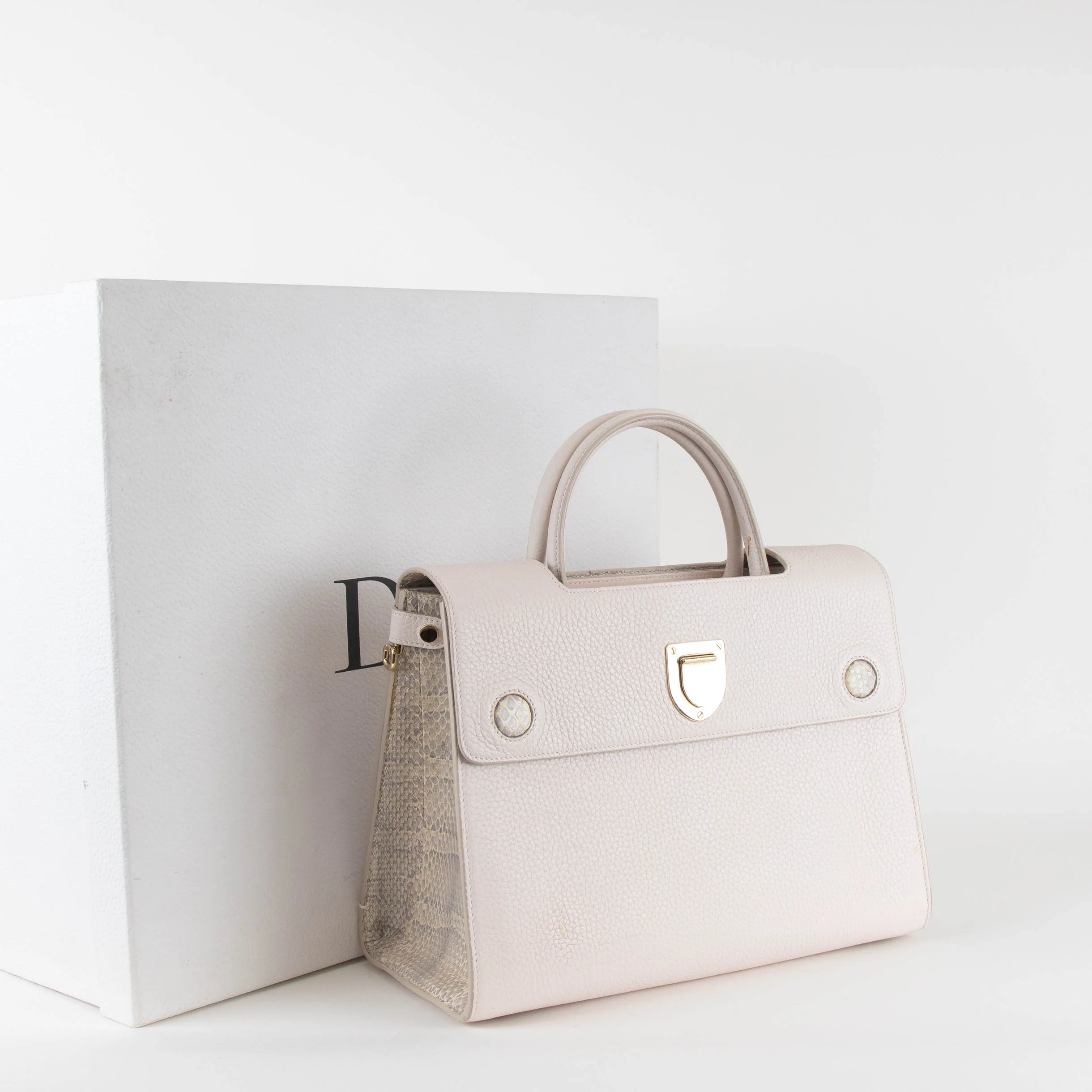 Christian Dior White Pebbled Leather Diorever Bag - Image 3