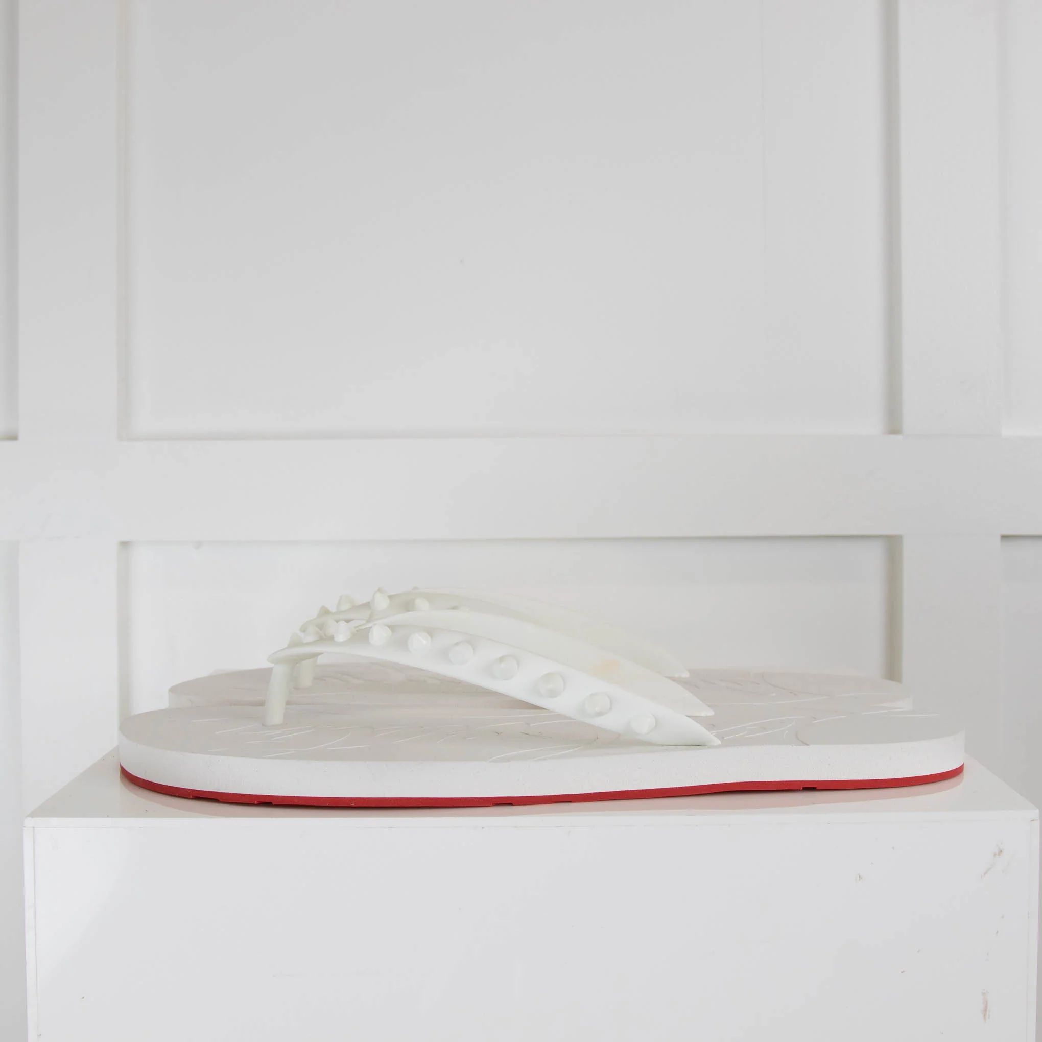 Christian Louboutin White Donna Flip Flops - Image 3