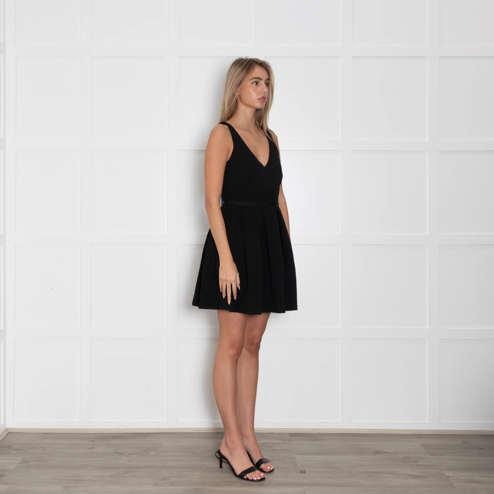 Claudie Pierlot Black Textured Fit And Flare Sleeveless Mini Dress - Image 7