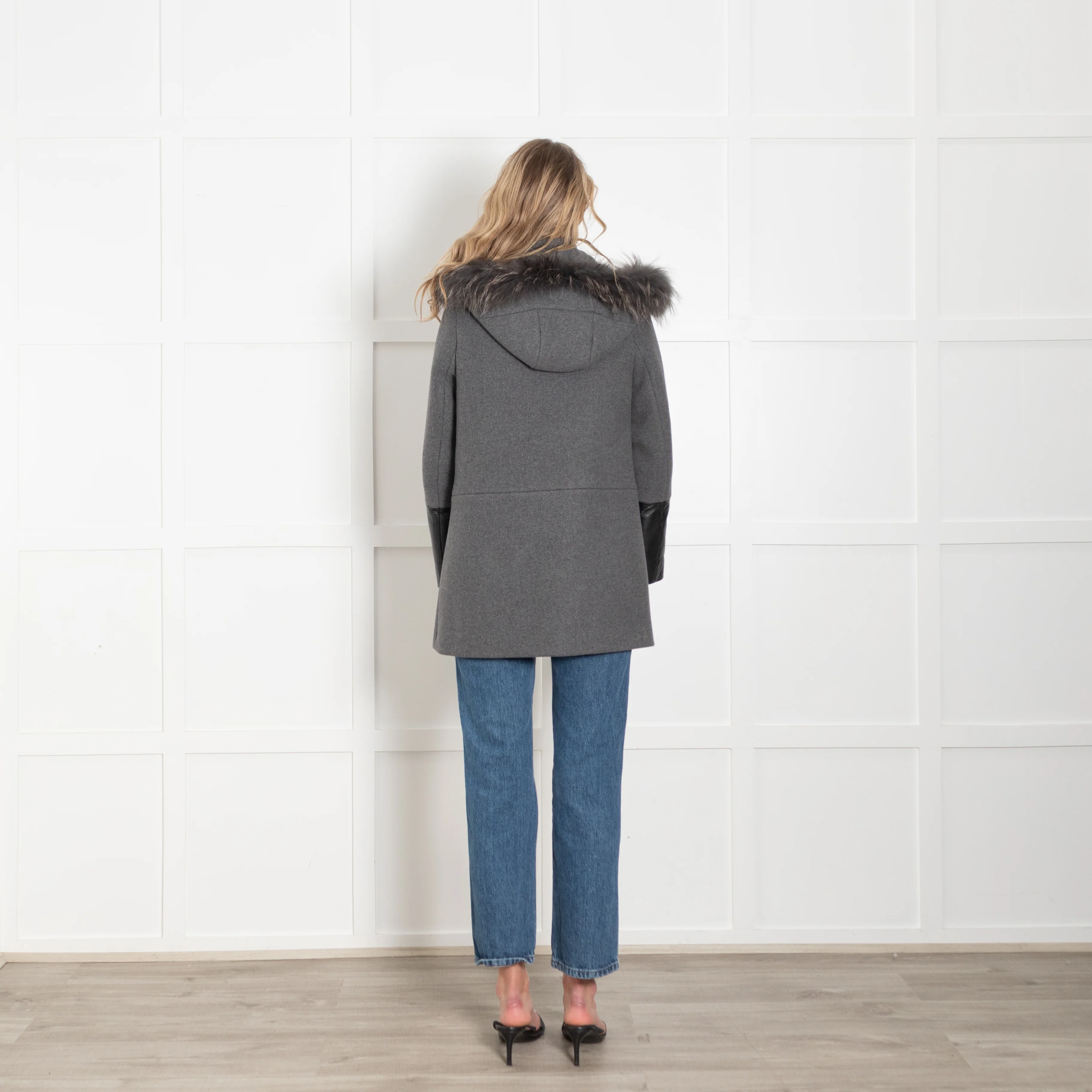 Claudie Pierlot Grey Coat with Leather Cuffs and Detachable Fur Hood - Image 5