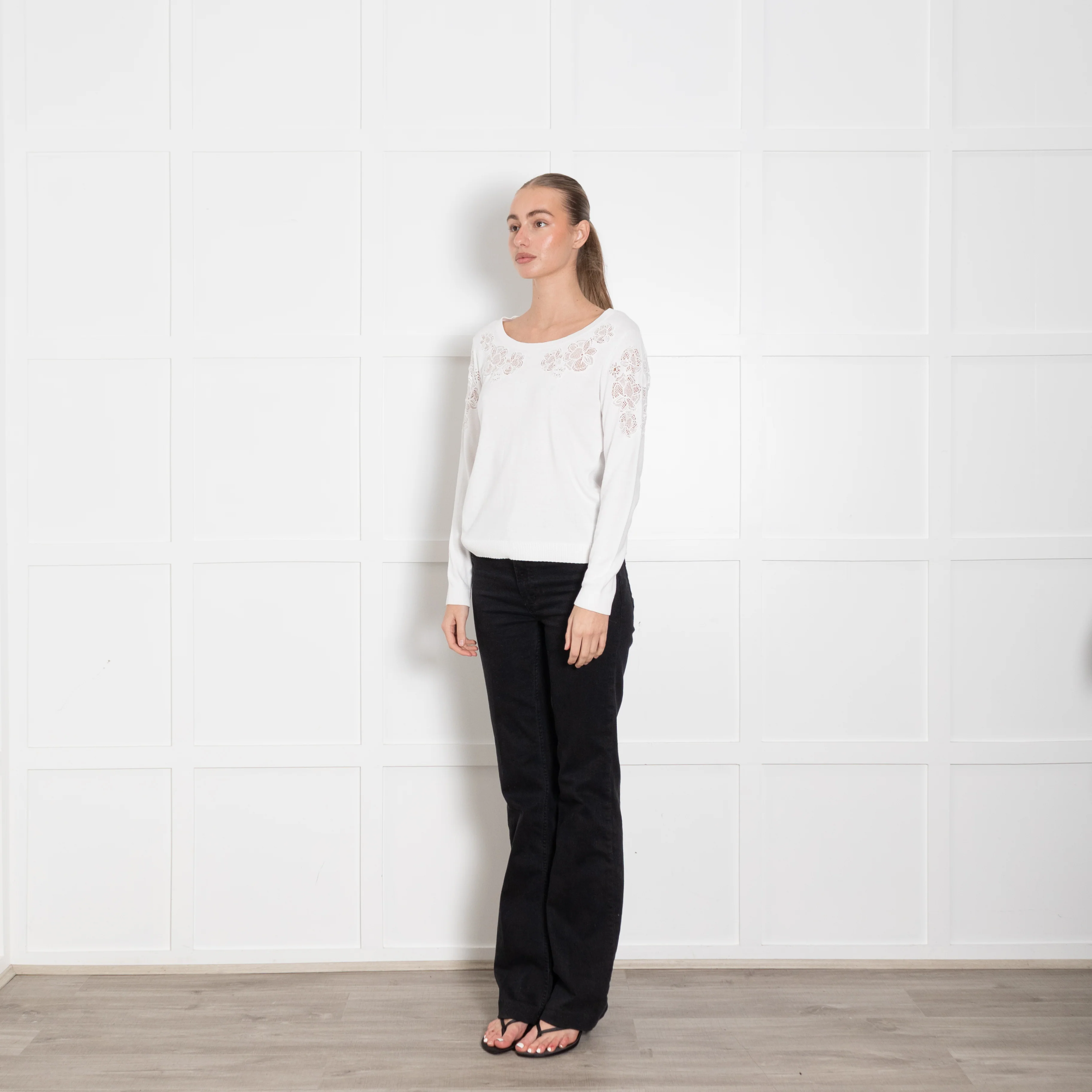Claudie Pierlot White Lace Flower Detail Knitted Jumper - Image 3