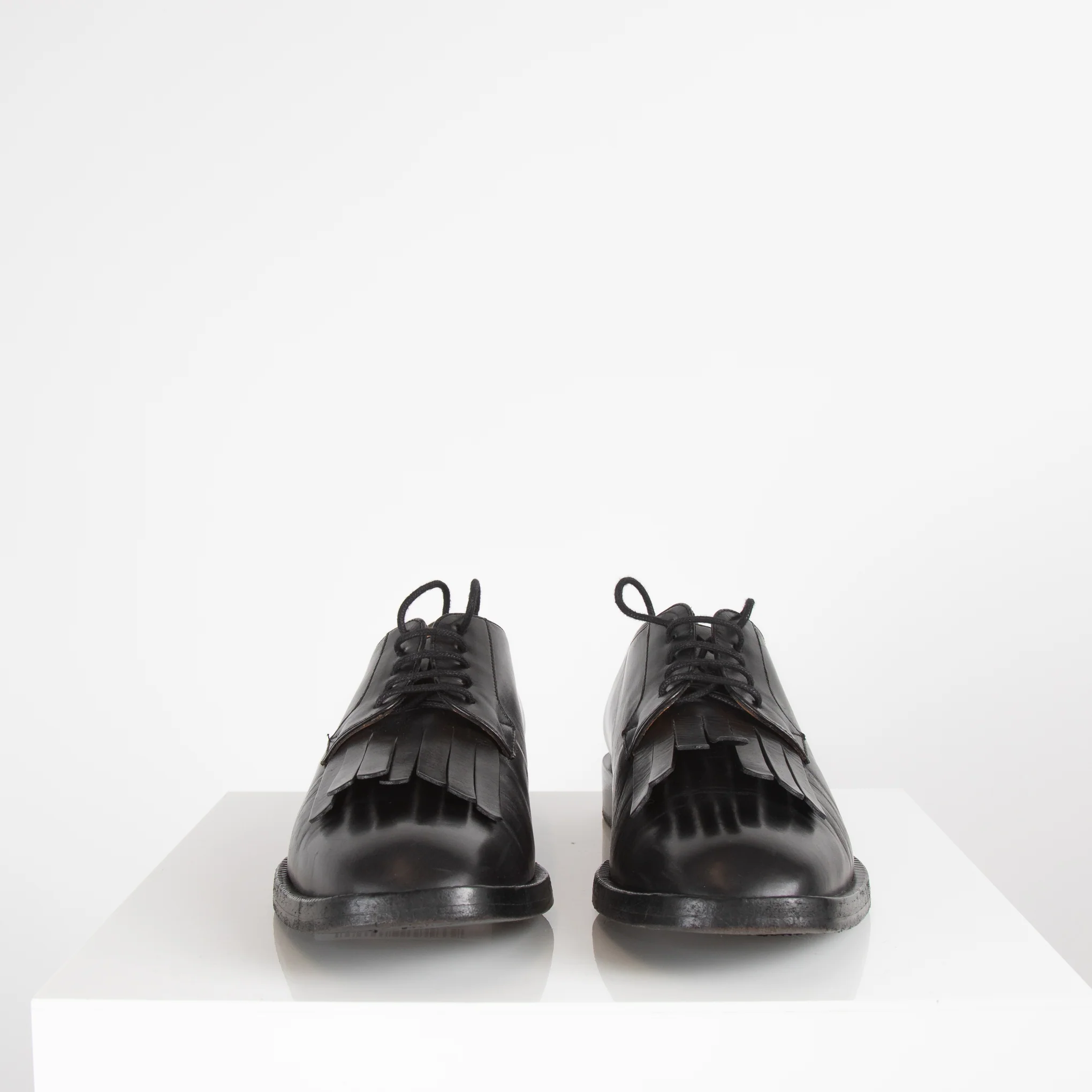 Clergerie Black Tassel Lace Up Brogue - Image 2