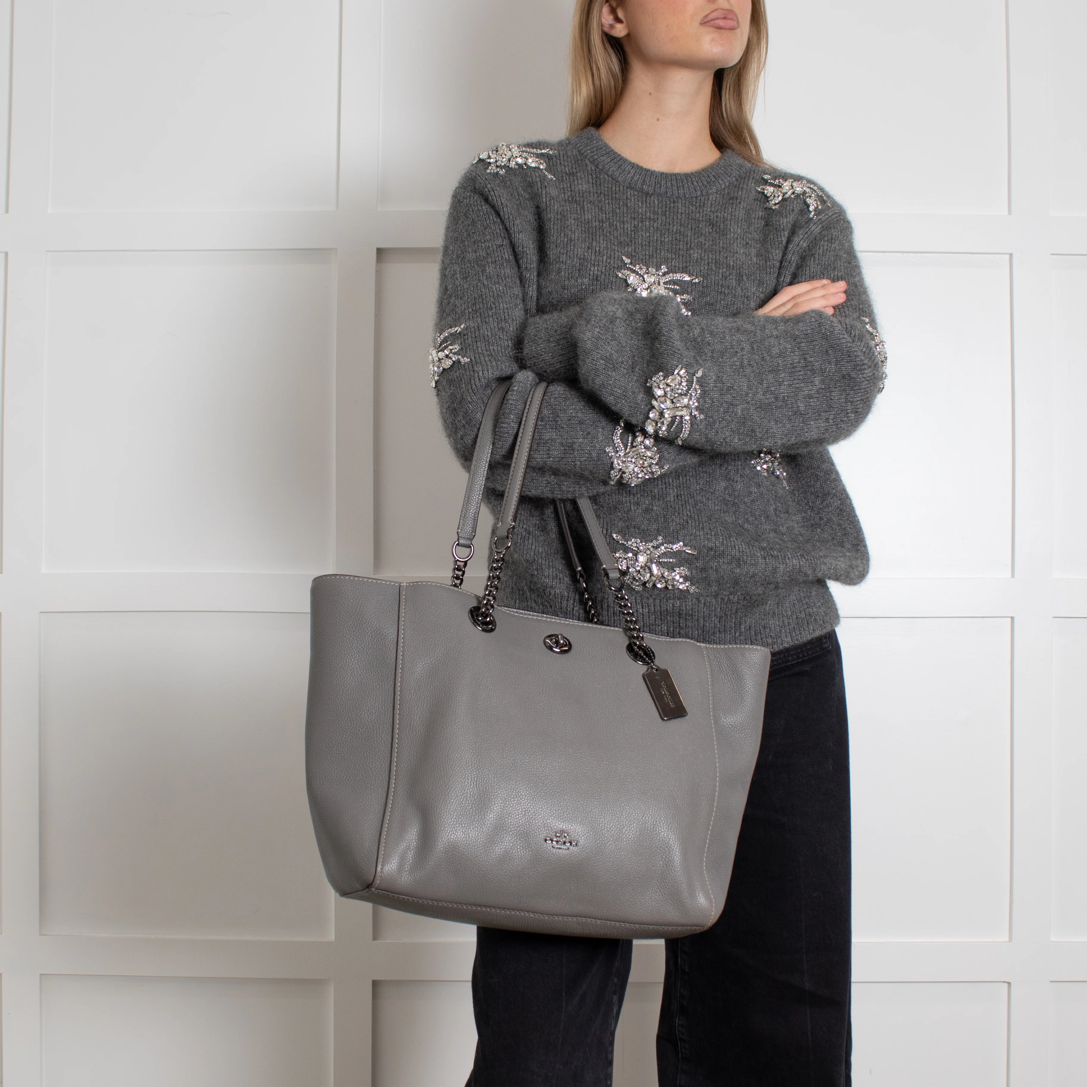 Coach Grey Pebbled Leather Turnlock Chain Tote - Image 8