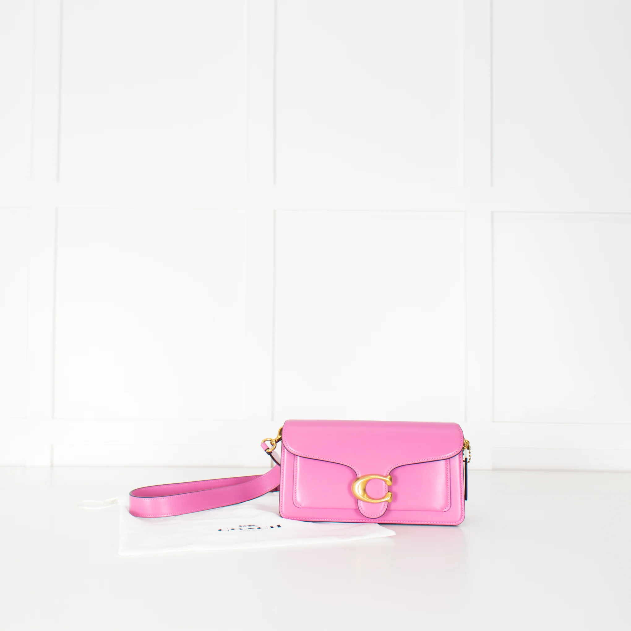 Coach Pink Tabby Chain Clutch Leather Bag - Image 3