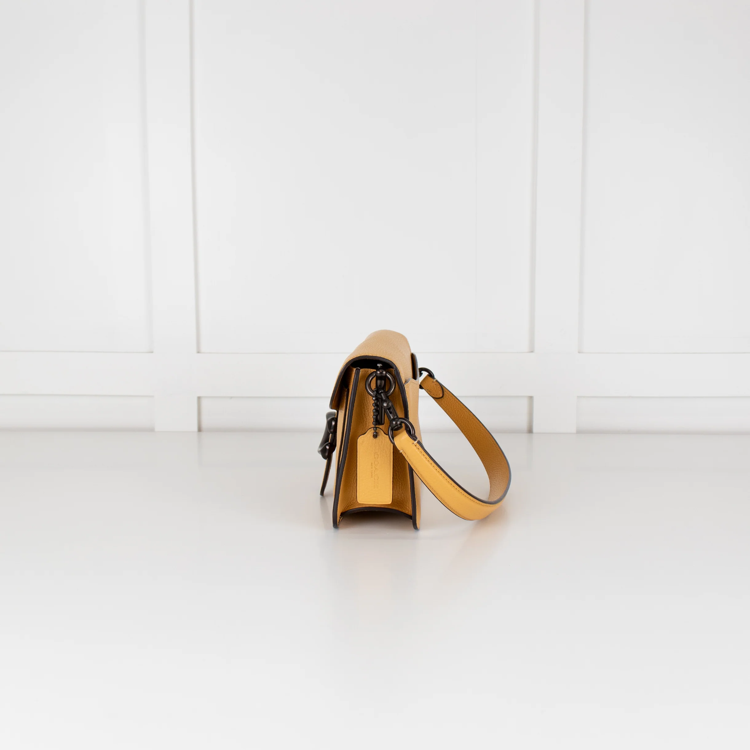 Coach Yellow Grained Leather Tabby 26 Bag - Image 7