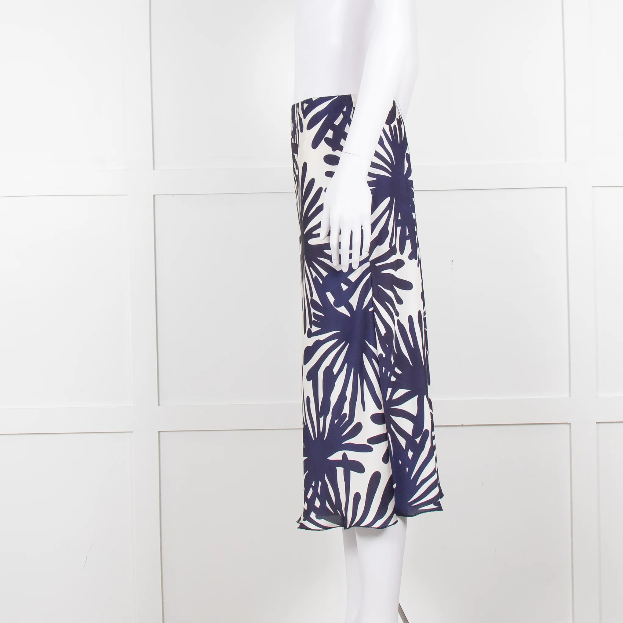Daniel & Mayer White Navy Print Slip Skirt - Image 7