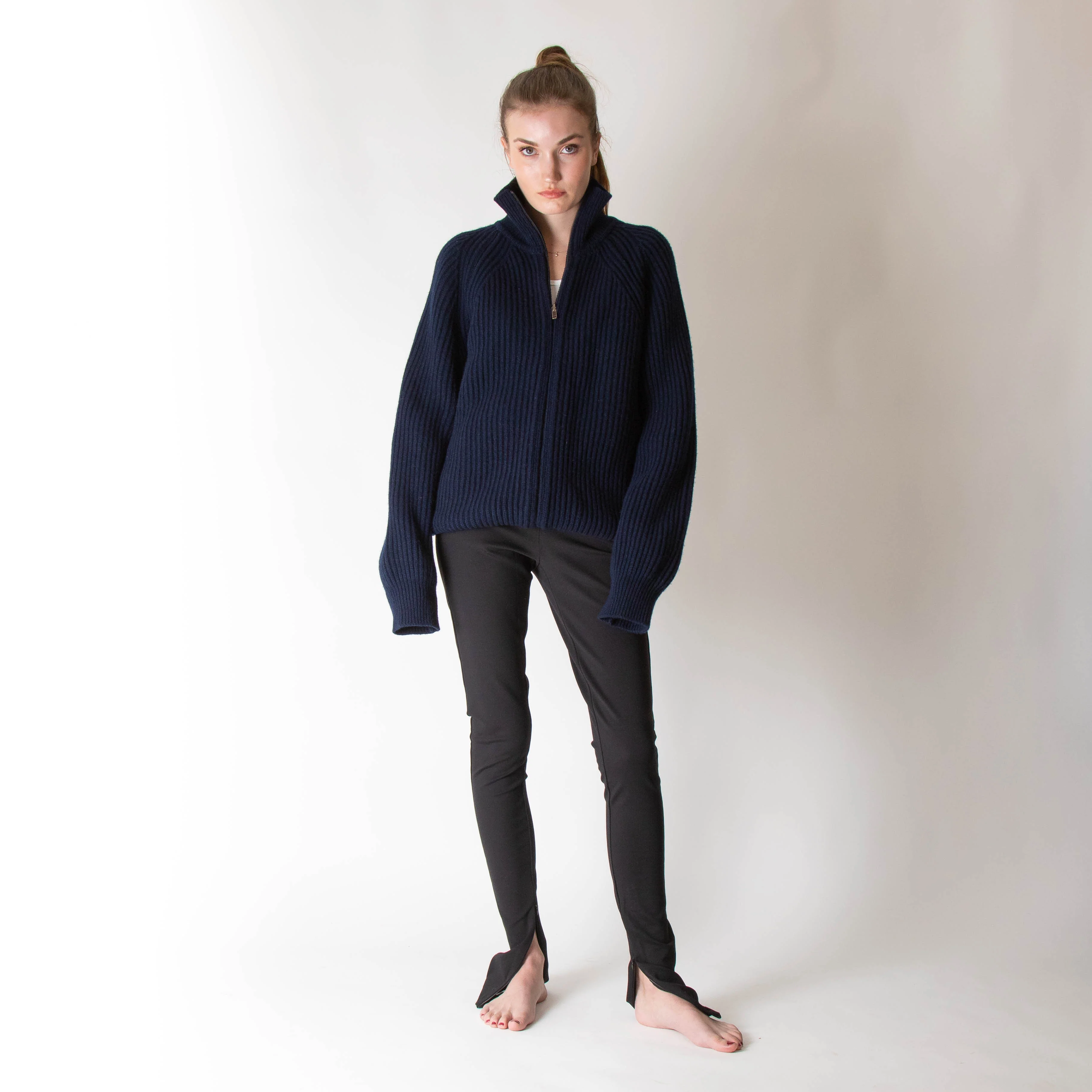 &DAUGHTER Enda Ribbed Jacket In Navy Blue - Image 2