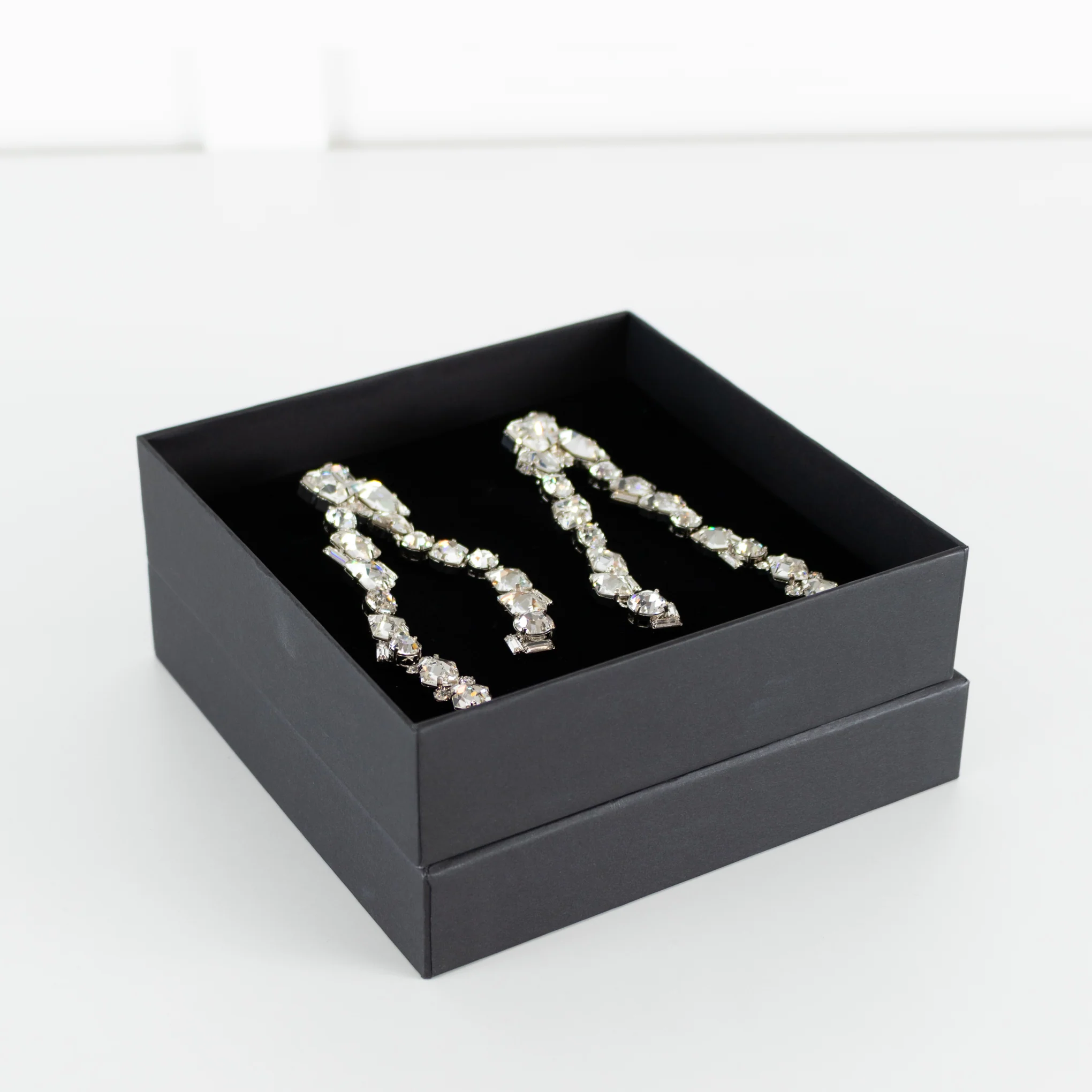 David Koma Silver Irregular Crystal Chandelier Clip-on  Earrings - Image 4