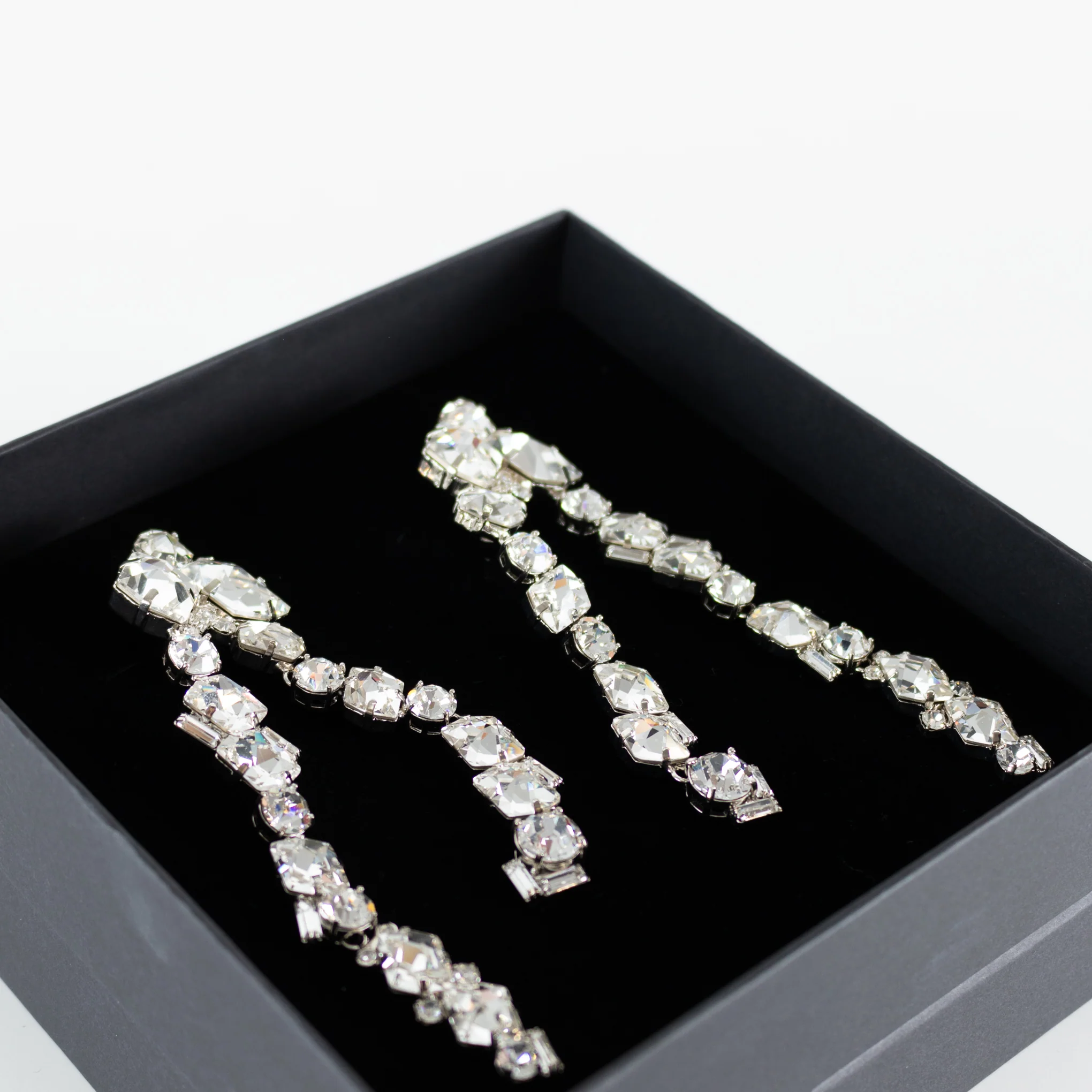 David Koma Silver Irregular Crystal Chandelier Clip-on  Earrings - Image 5