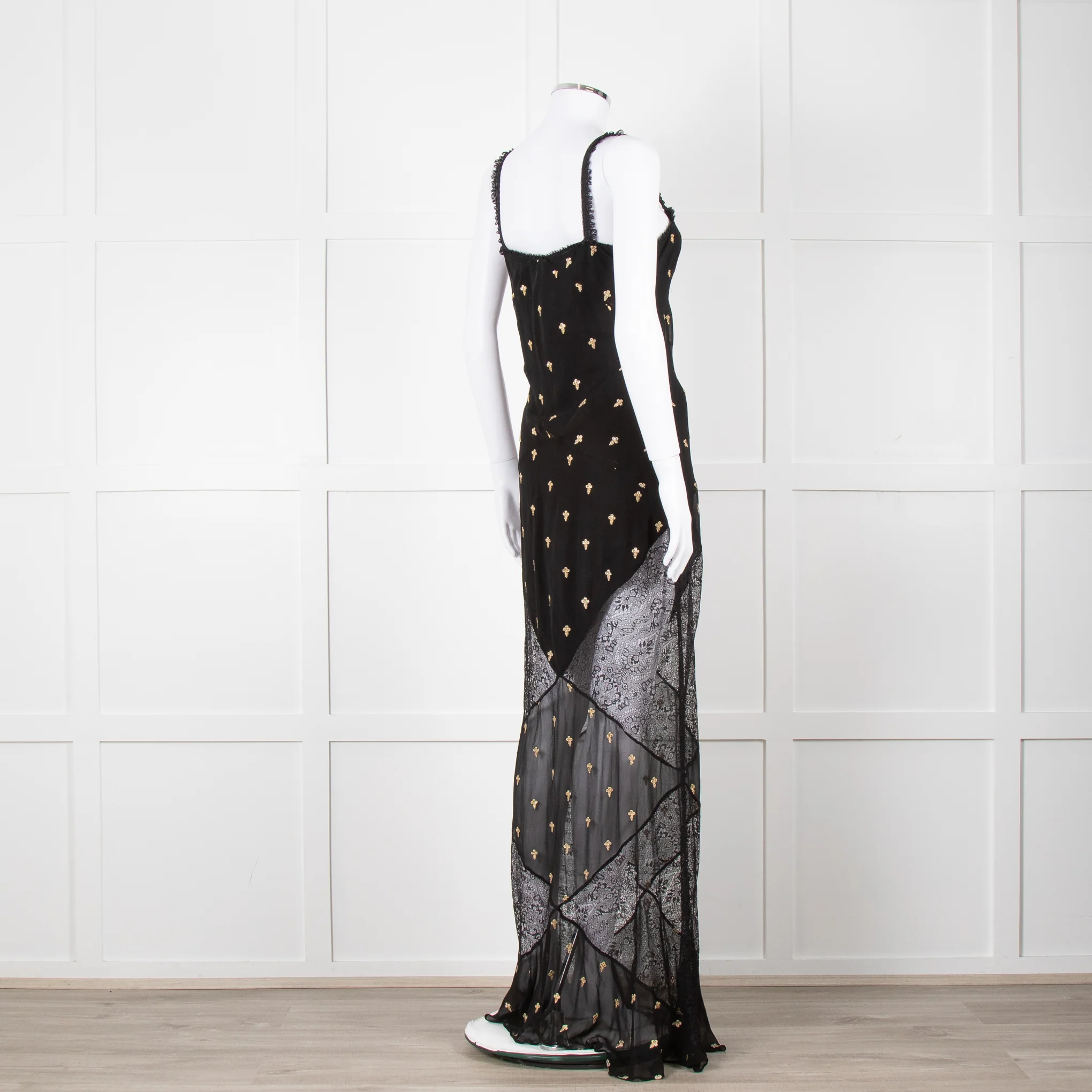 De La Vali Black Chiffon and Lace Gown with Gold Embroidery - Image 4