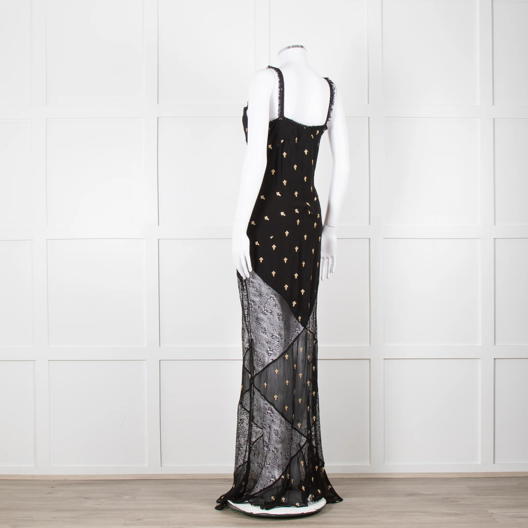 De La Vali Black Chiffon and Lace Gown with Gold Embroidery - Image 6