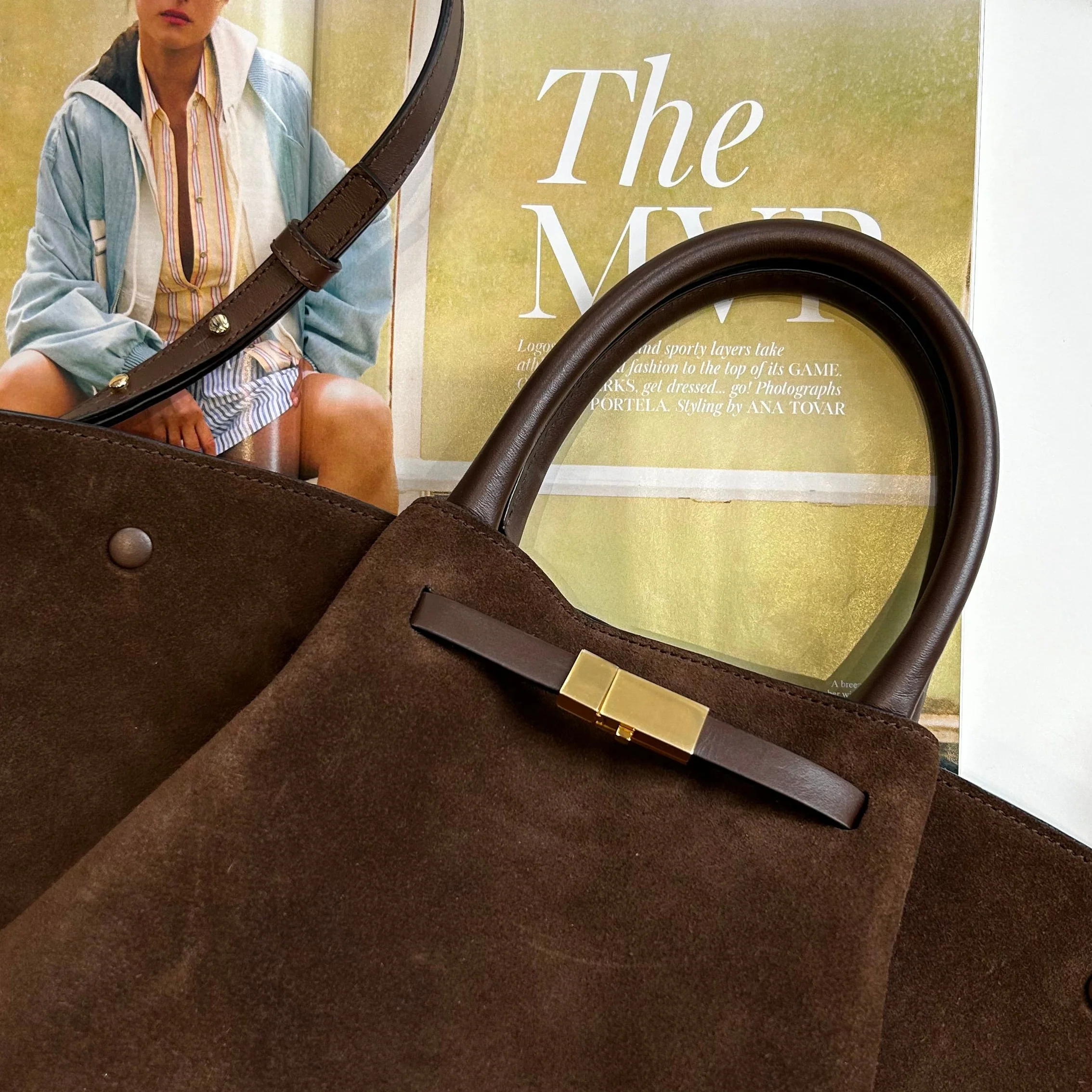 De Mellier Dark Brown Suede Midi New York Tote - Image 8