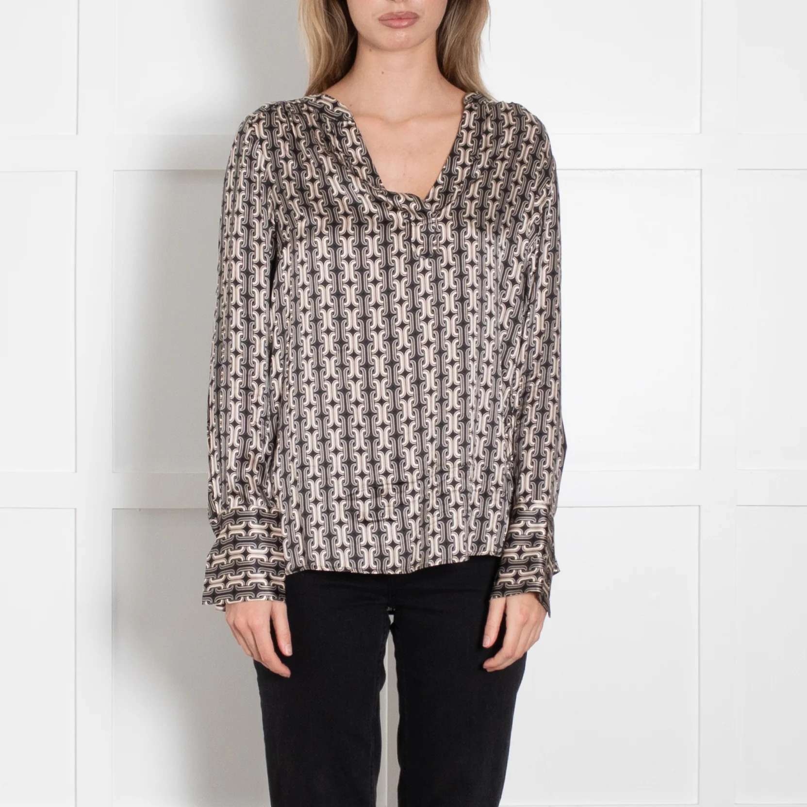 Dea Kudibal Chain Link Black & Cream Silk Blouse - Image 2
