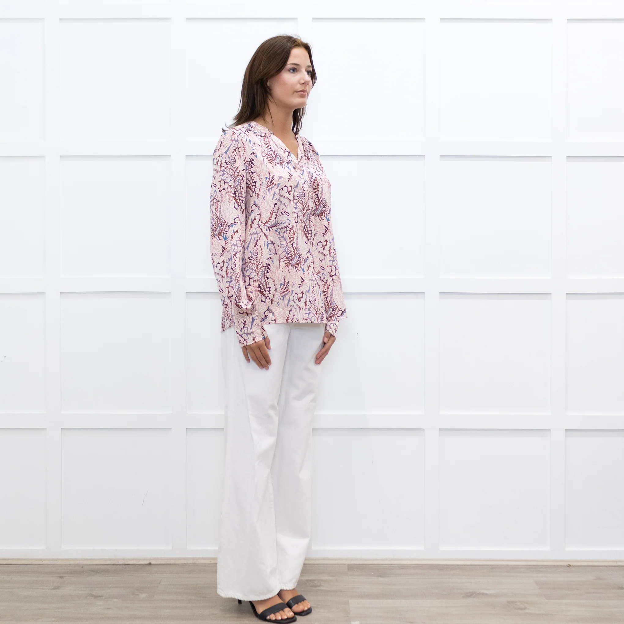 Dea Kudibal Floral Outline Red and Blue Silk Blouse - Image 7