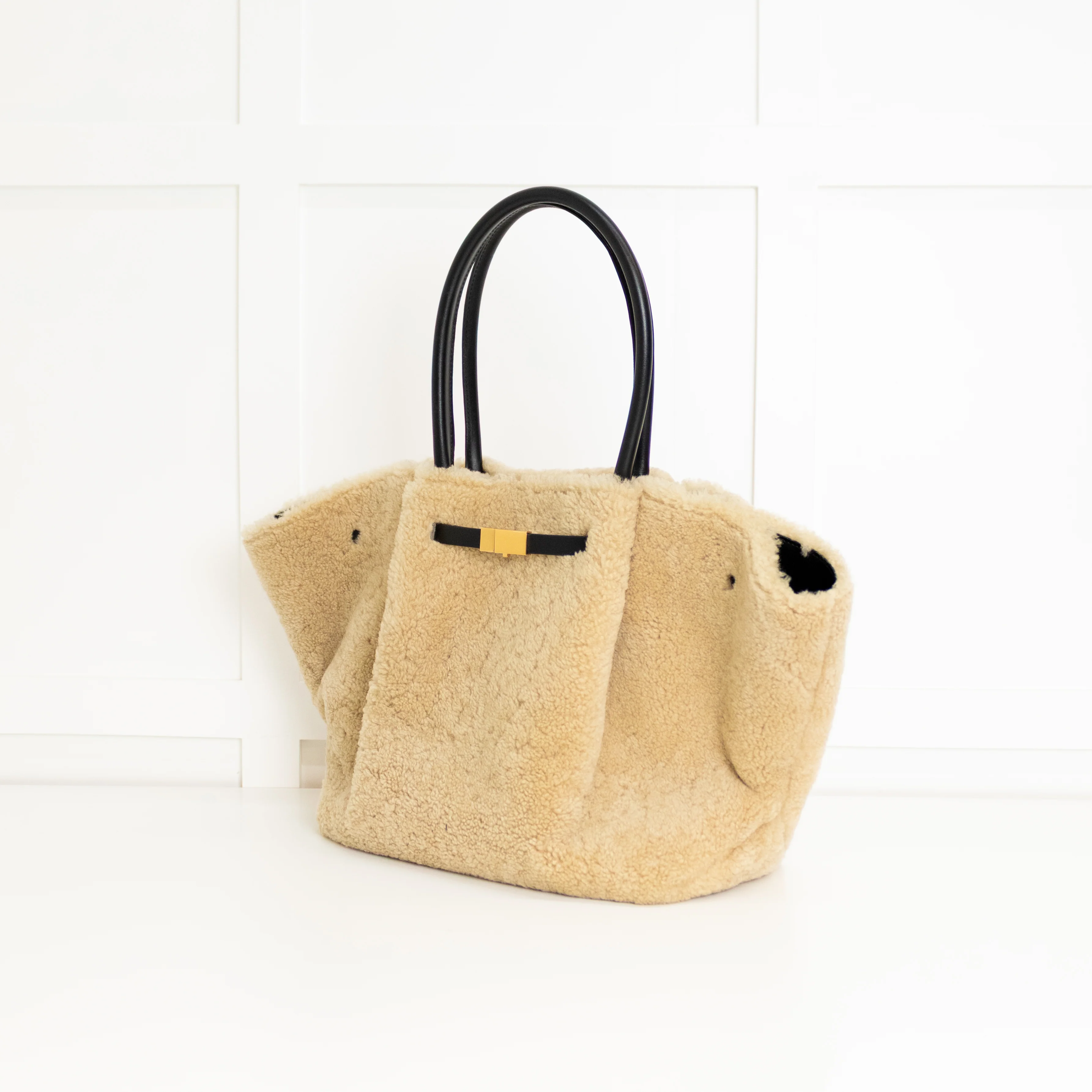 Demellier New York Shearling Beige/Black Tote - Image 3