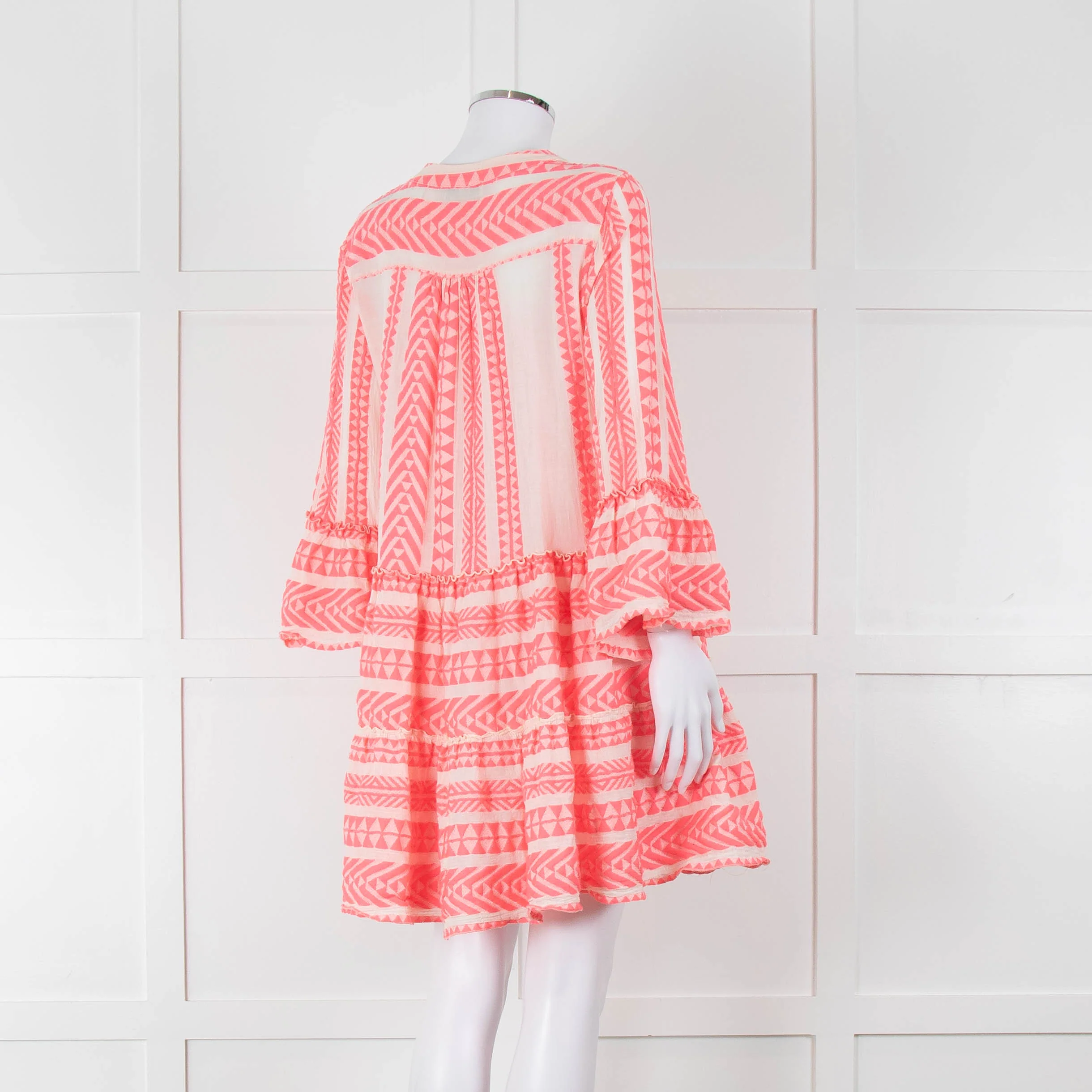 Devotion Twins White Neon Pink Tiered Short Kaftan - Image 4