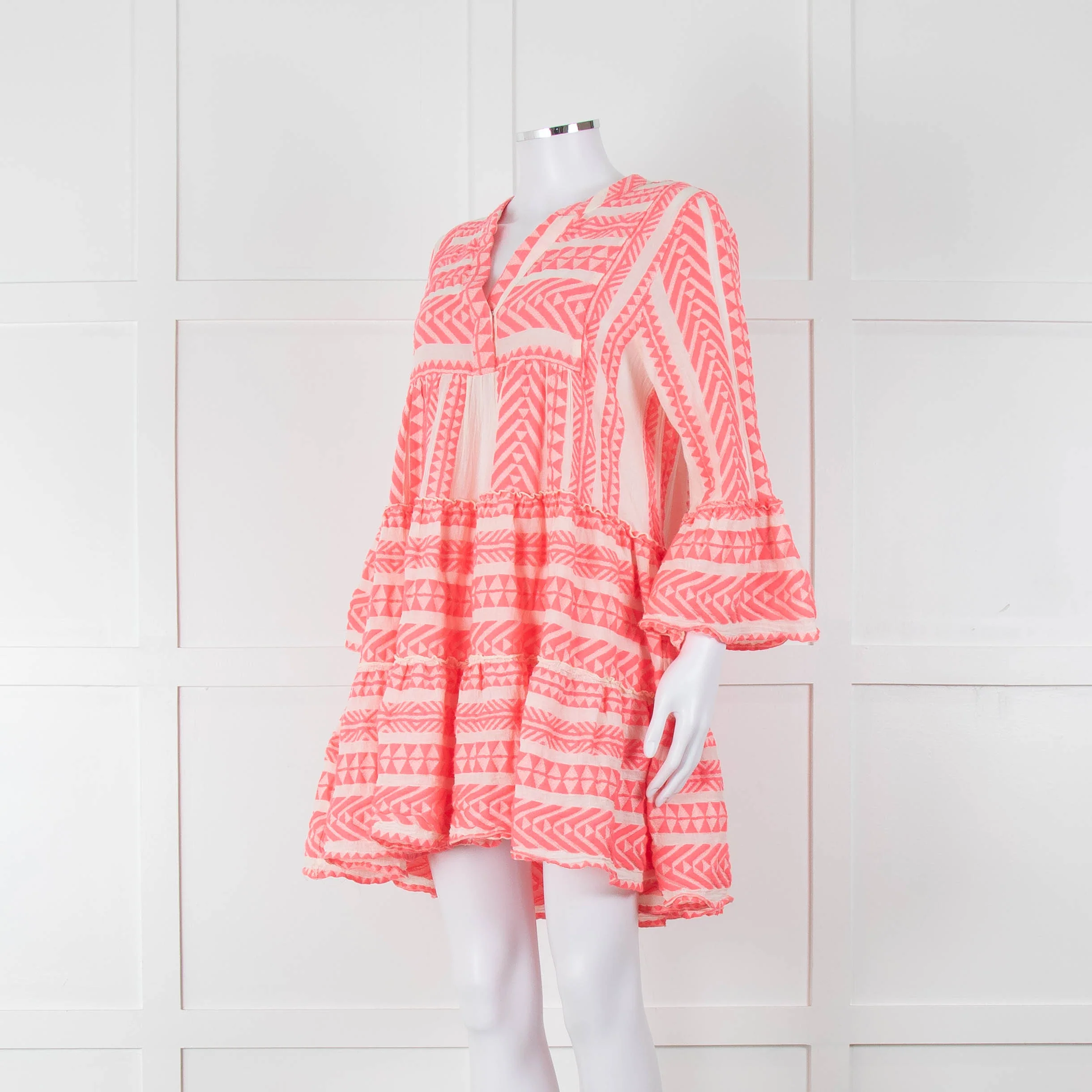 Devotion Twins White Neon Pink Tiered Short Kaftan - Image 8