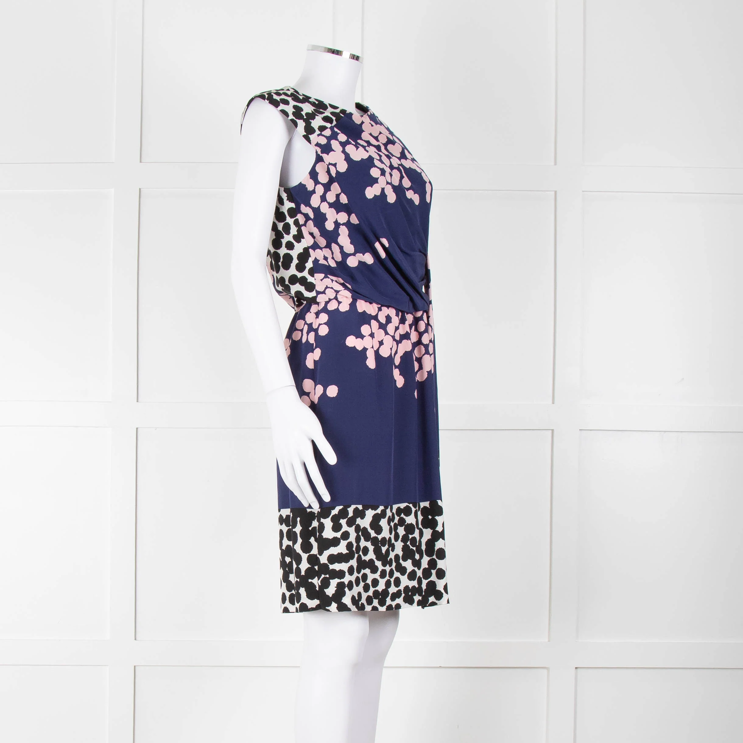 Diane Von Furstenberg Blue Pink White Dot Print Sleeveless Dress - Image 2
