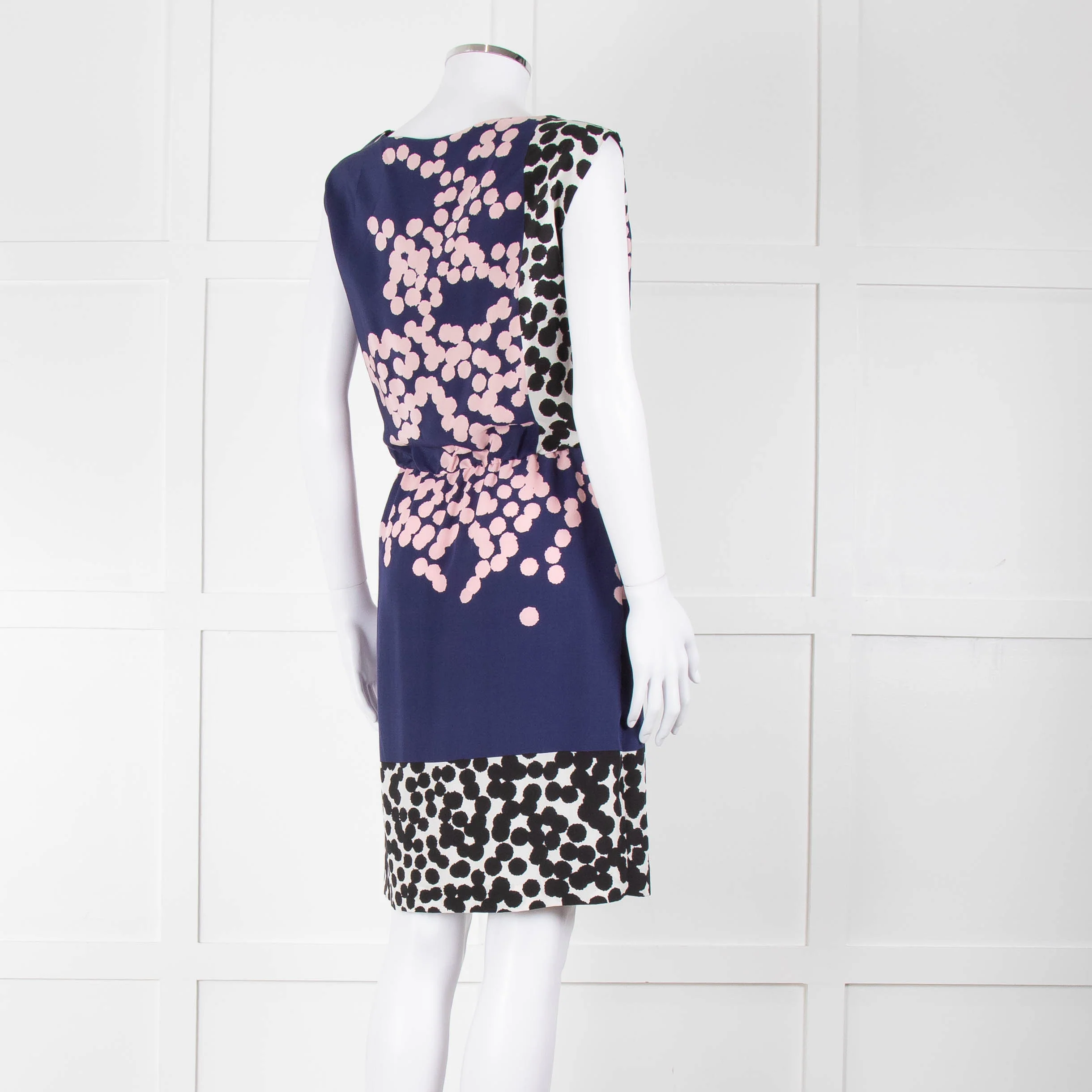 Diane Von Furstenberg Blue Pink White Dot Print Sleeveless Dress - Image 4