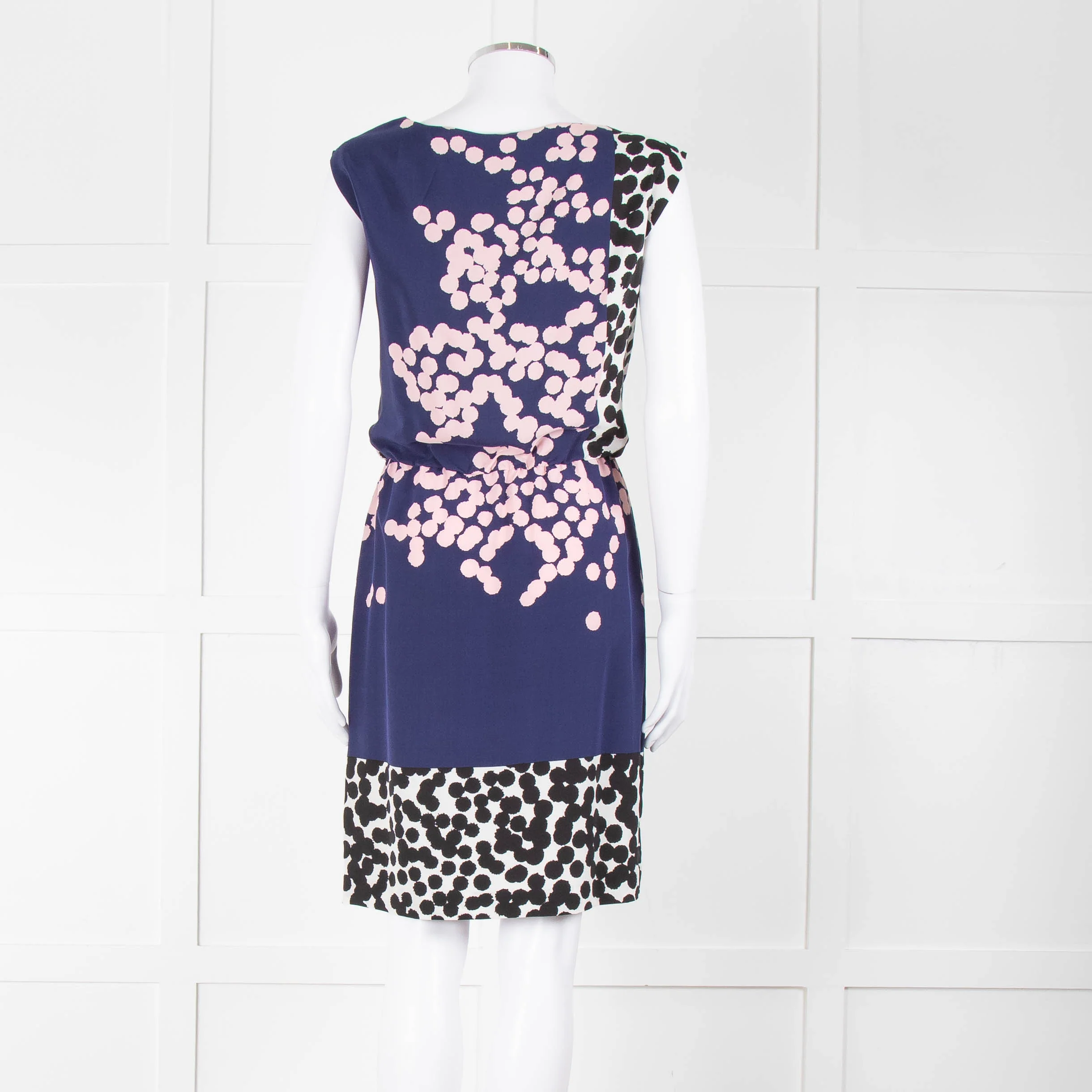 Diane Von Furstenberg Blue Pink White Dot Print Sleeveless Dress - Image 5