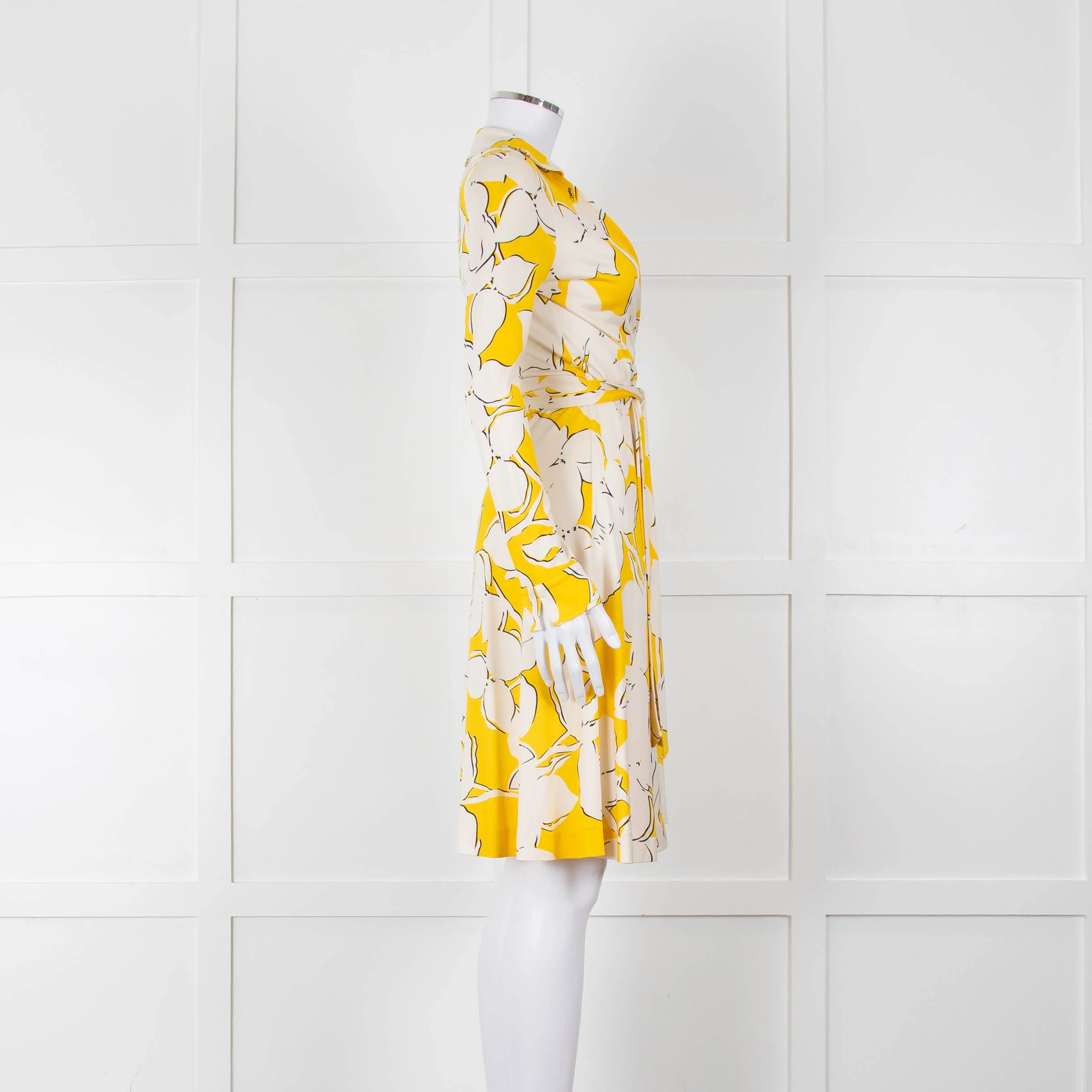 Diane Von Furstenberg Cream Yellow Floral Wrap Dress - Image 3